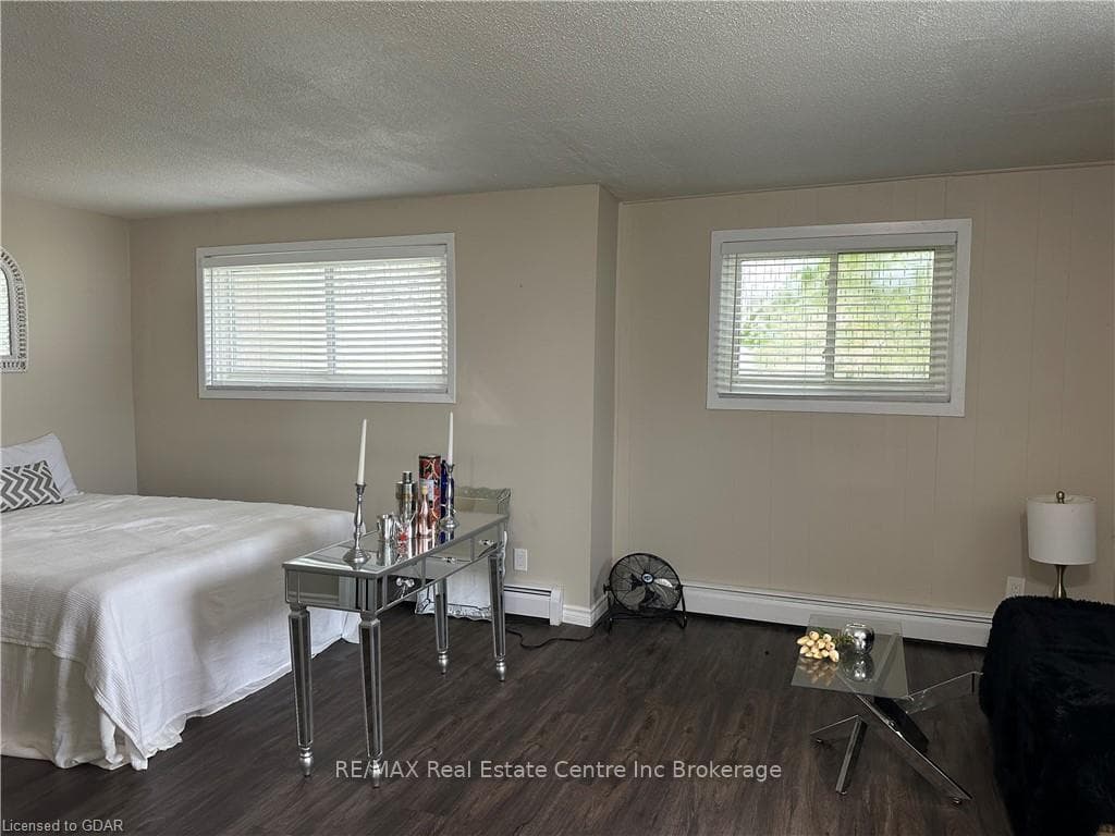 57 CONROY Crescent Unit 102 photo 13