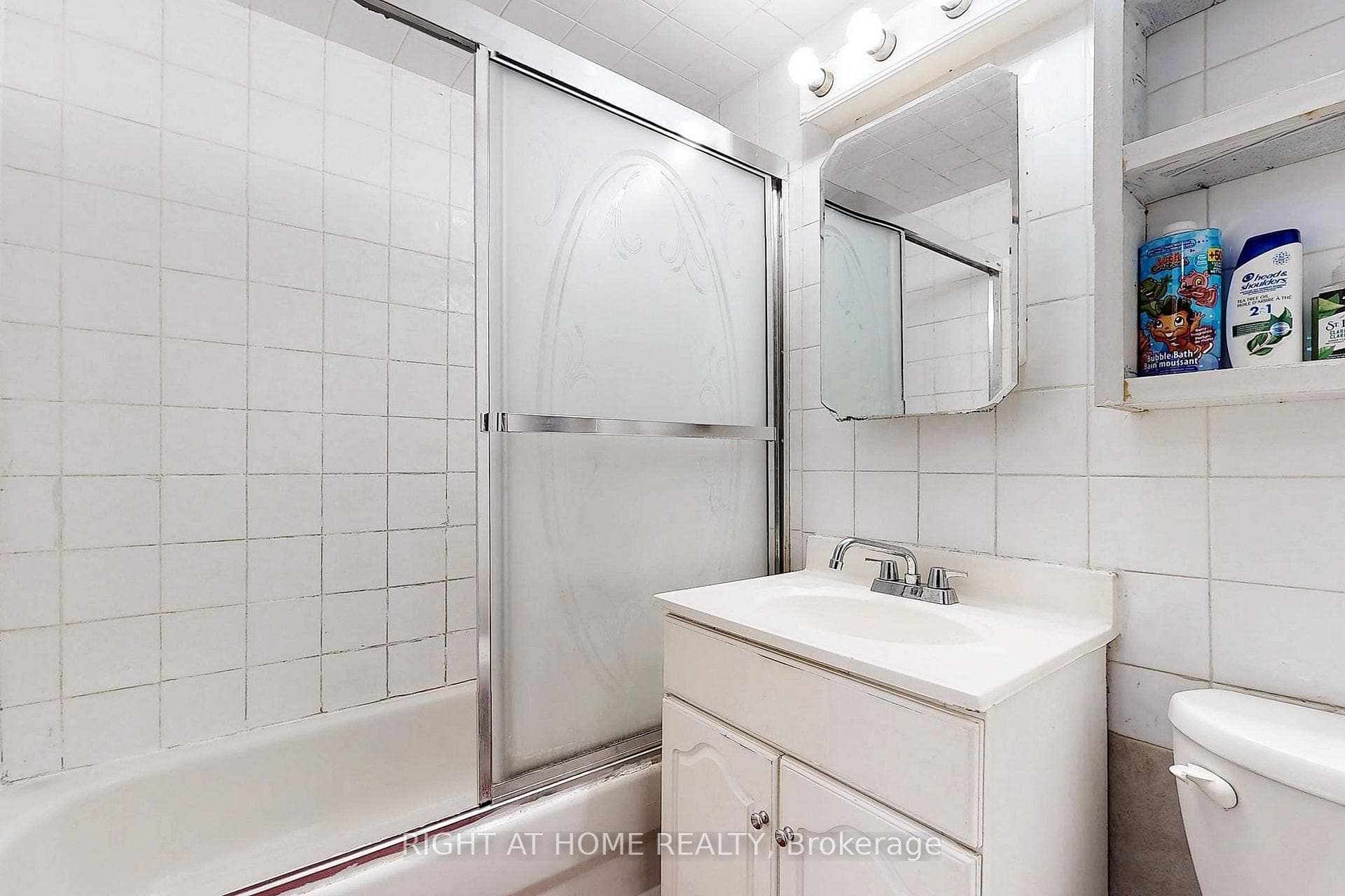940 Caledonia Road Unit 1212 photo 10