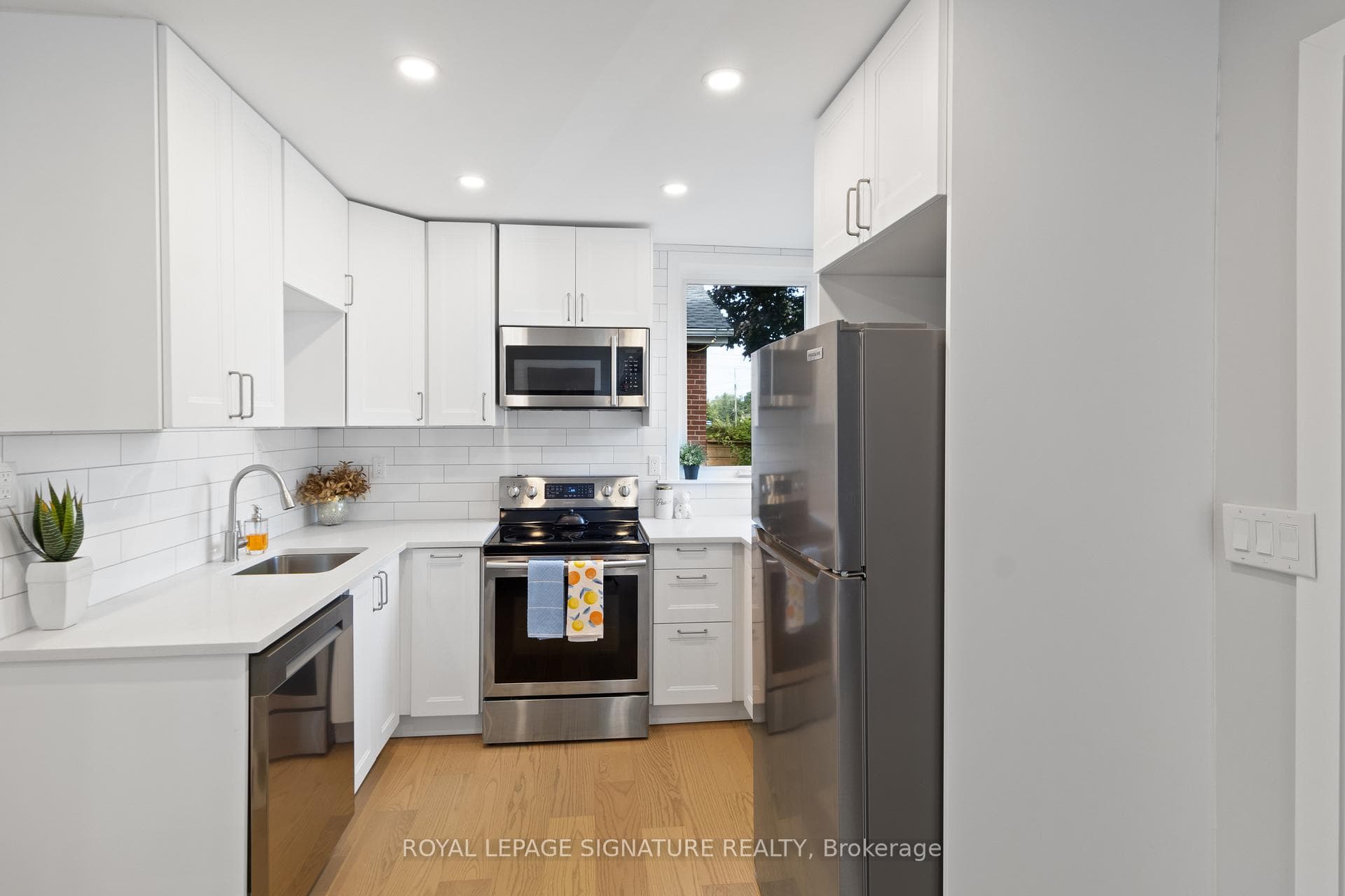 58 Woodbridge Road photo 3