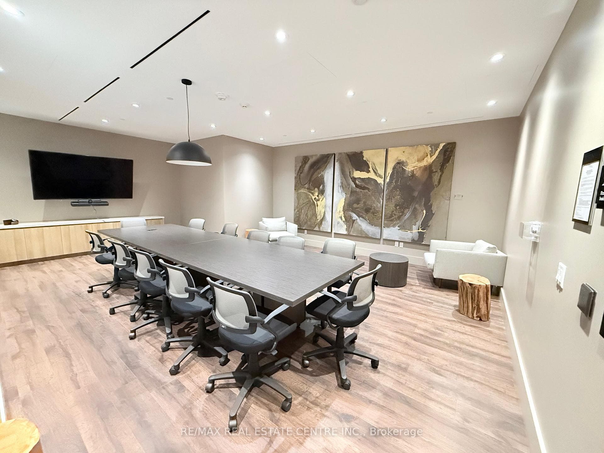 Business Lounge