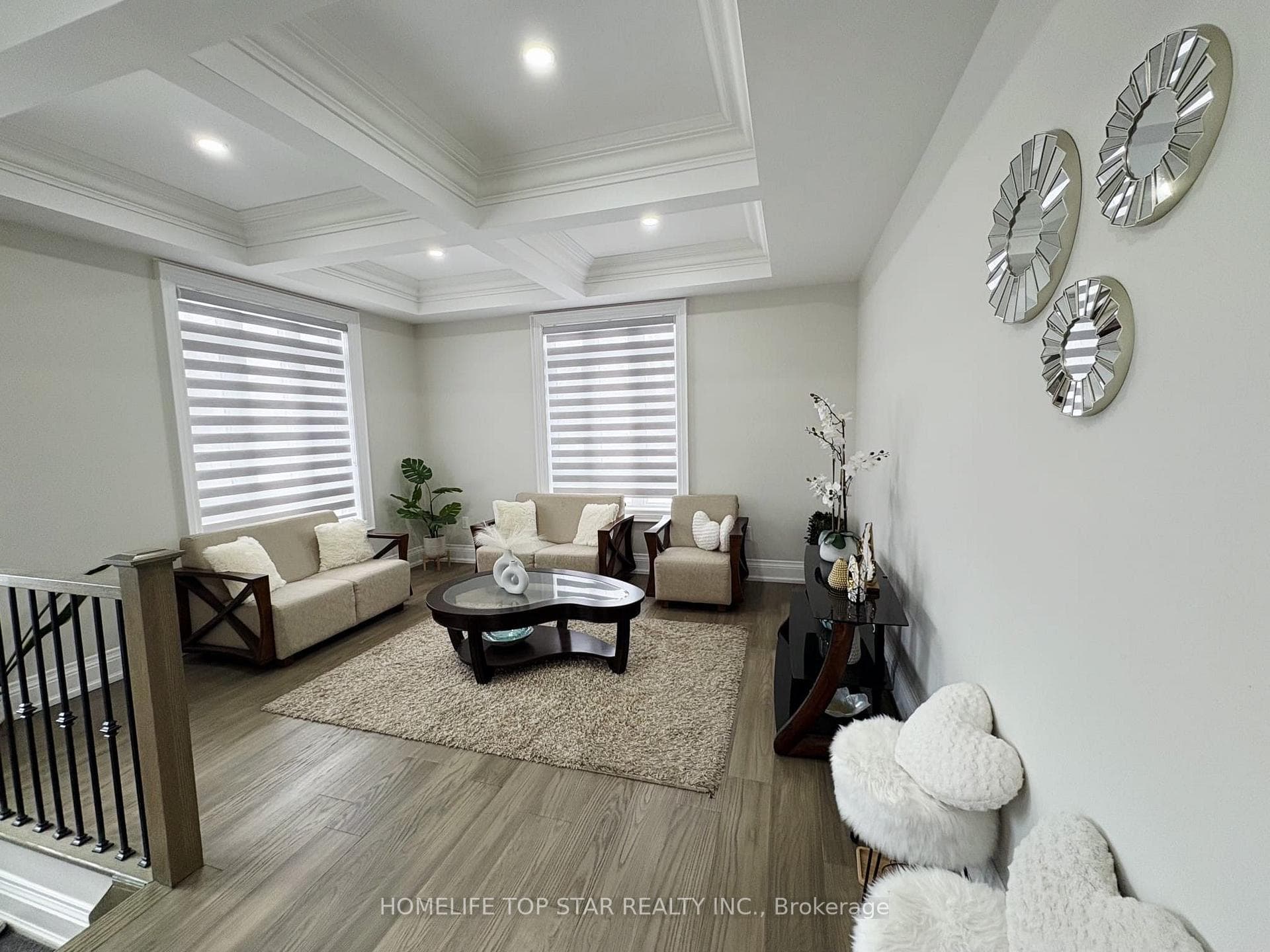 478 Aylesworth Avenue photo 3