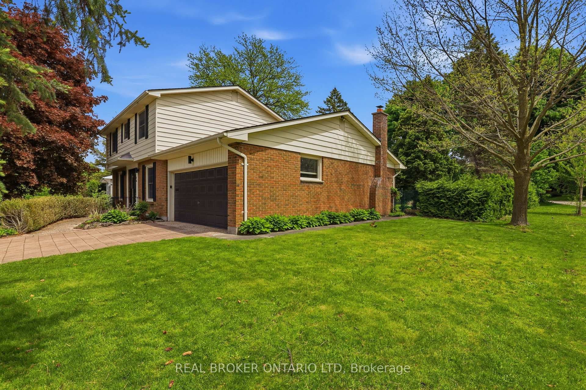 196 Wychwood Park photo 35