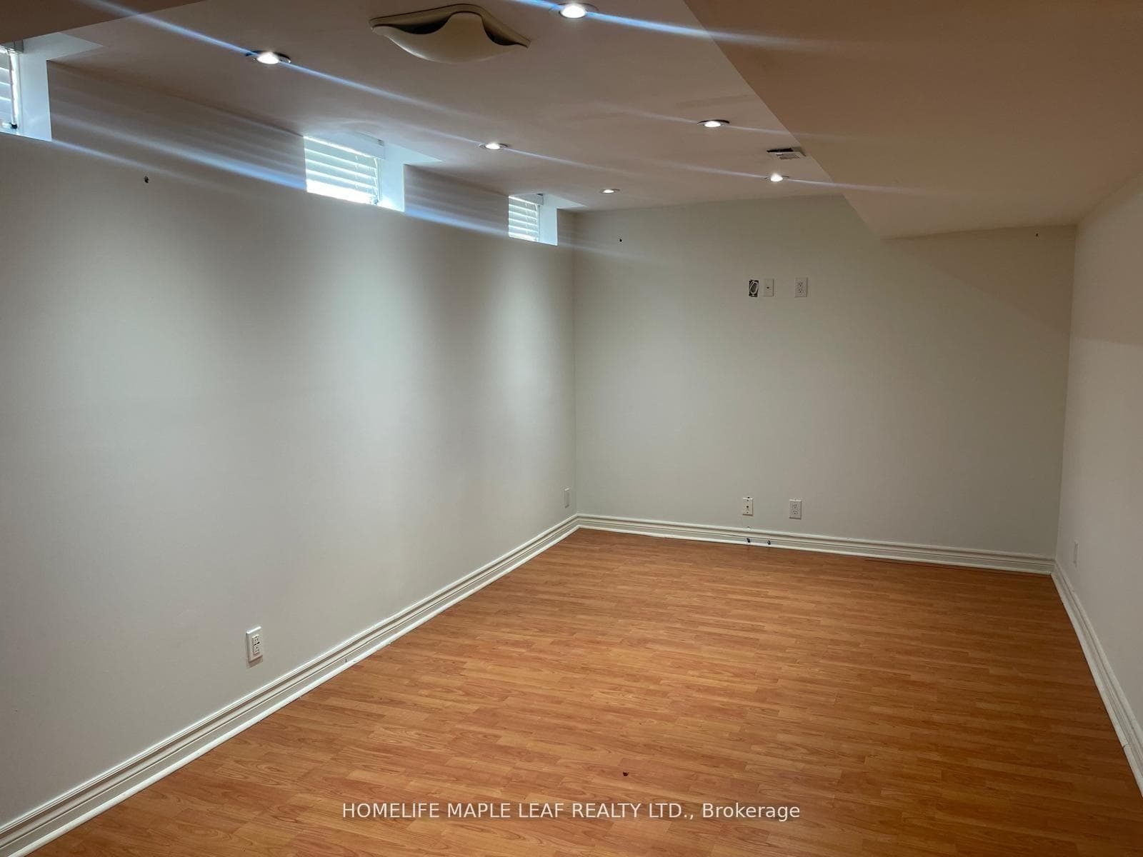 51 Redfinch Crescent photo 14