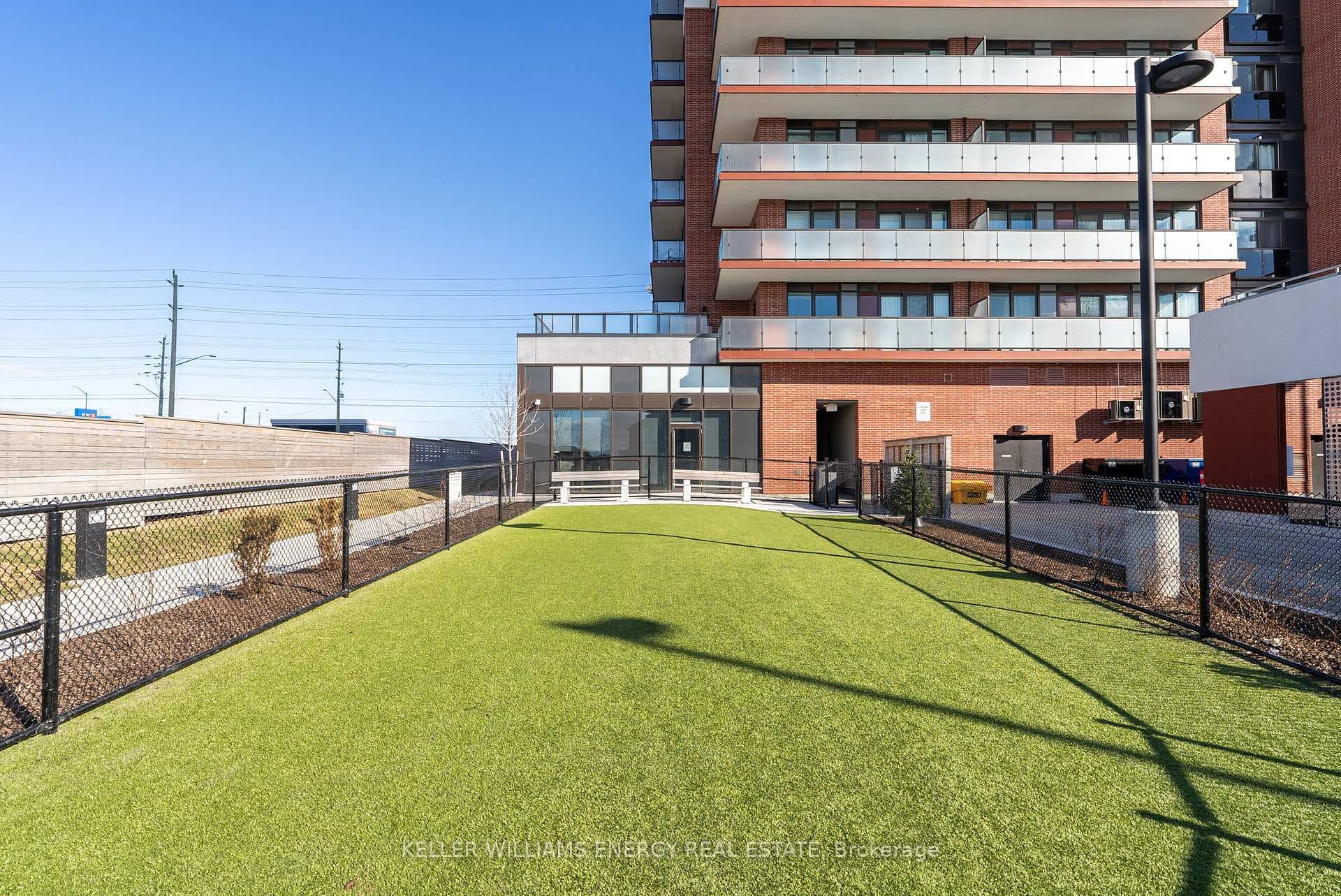 2550 Simcoe Street Unit 1919 photo 22
