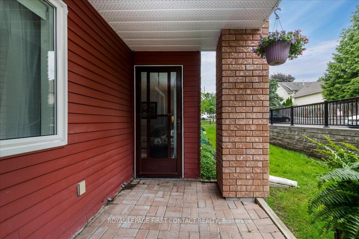 131 Clapperton Street Unit 102 photo 19