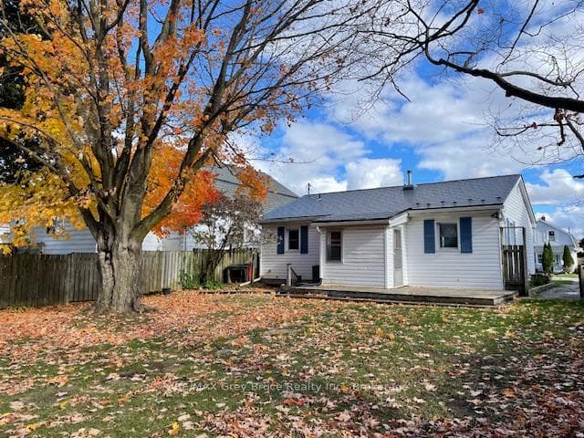 1582 9TH Avenue photo 37