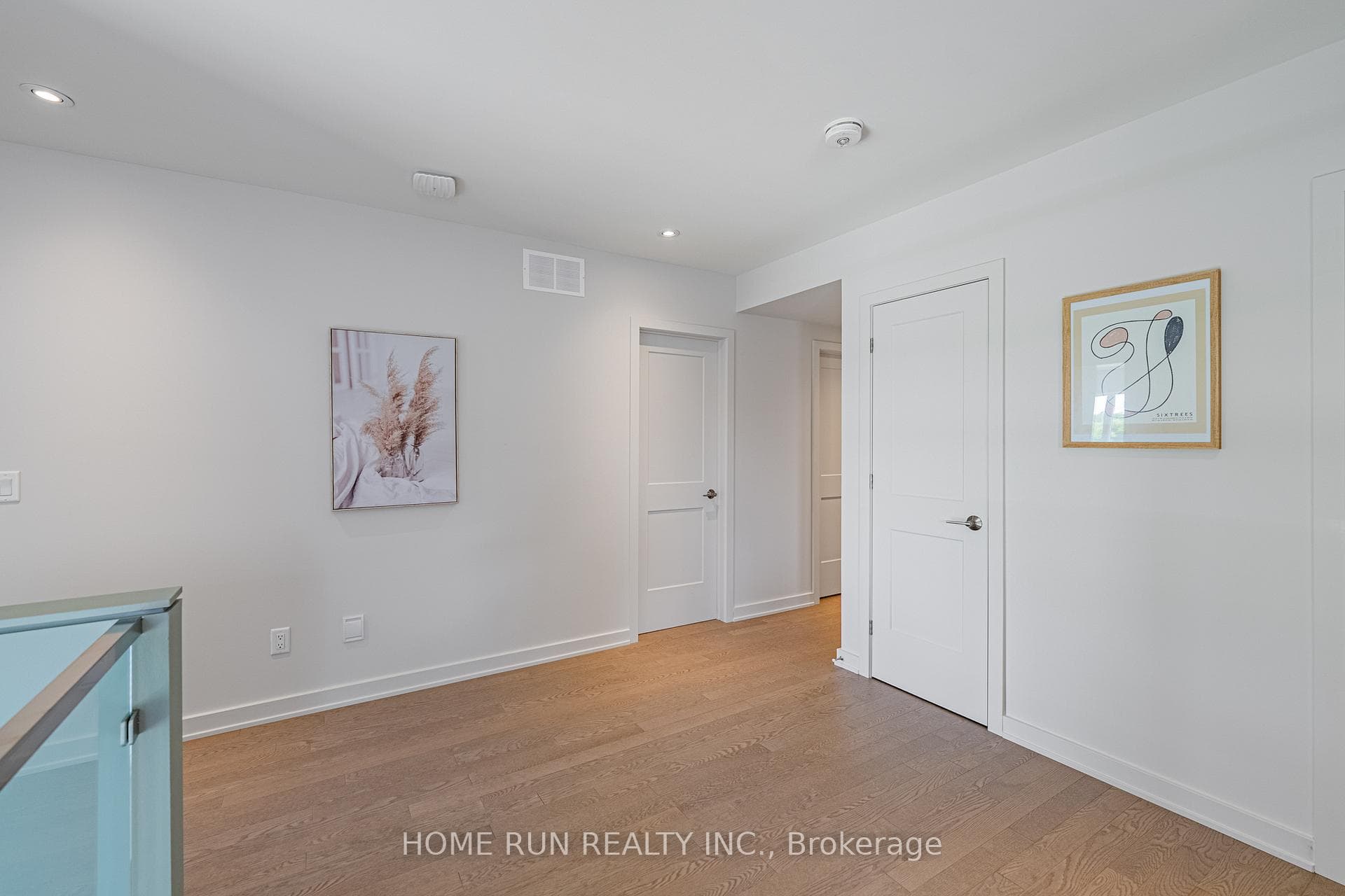 314 Shuttleworth Drive photo 21