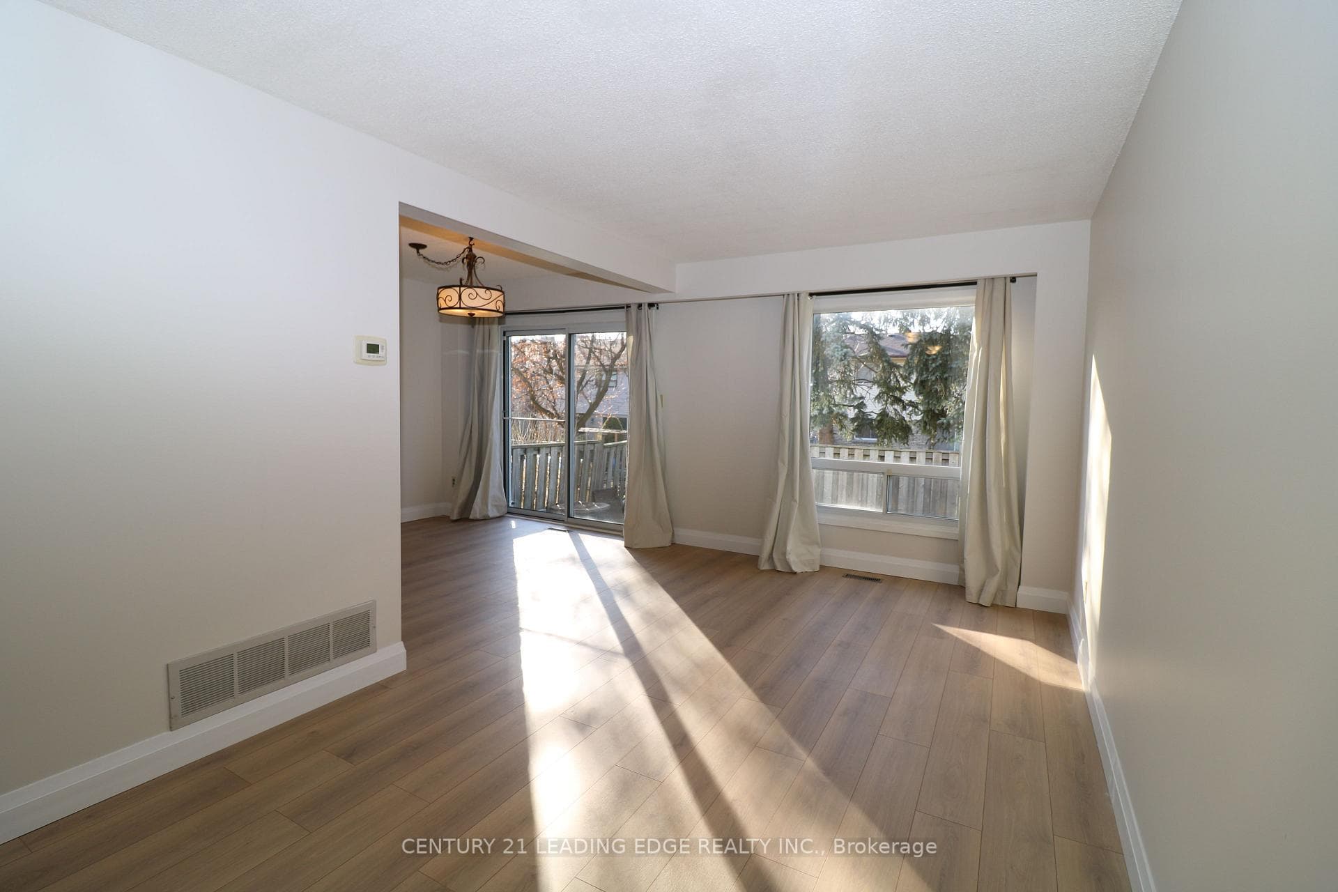175 ALEXMUIR Boulevard Unit 50 photo 5