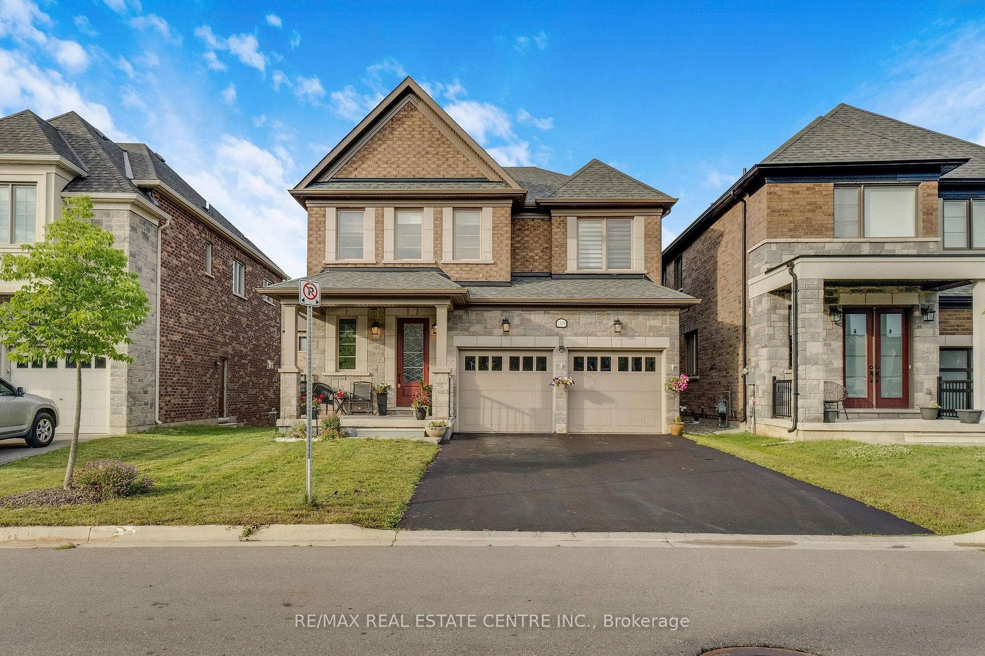1319 Britton Crescent photo 1