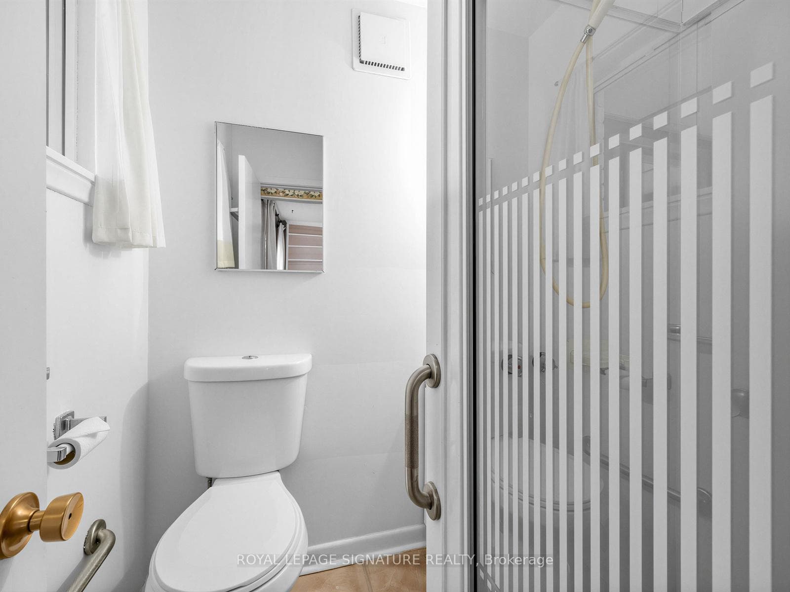 145 Drakefield Road photo 29