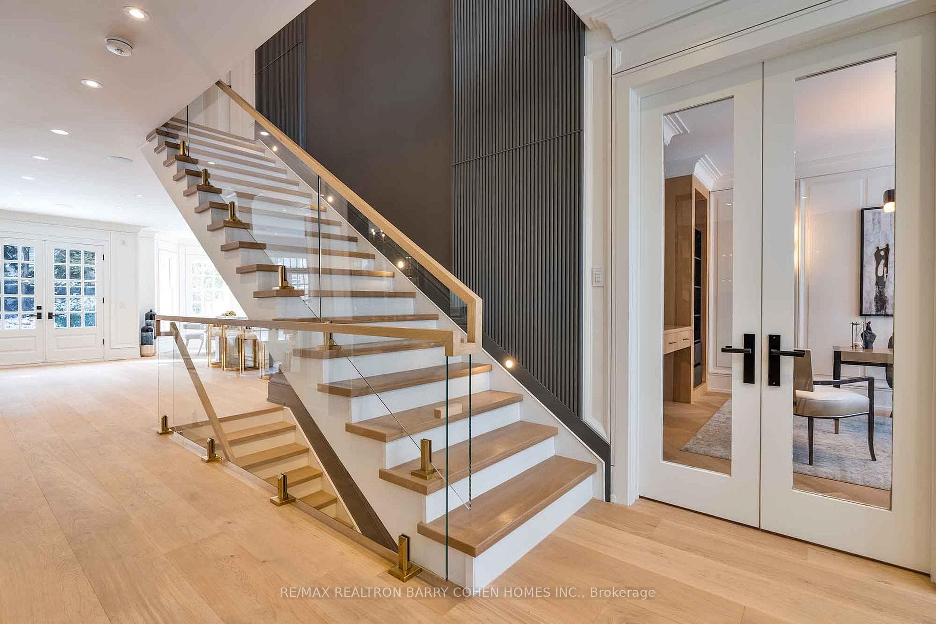230 Dunvegan Road photo 13
