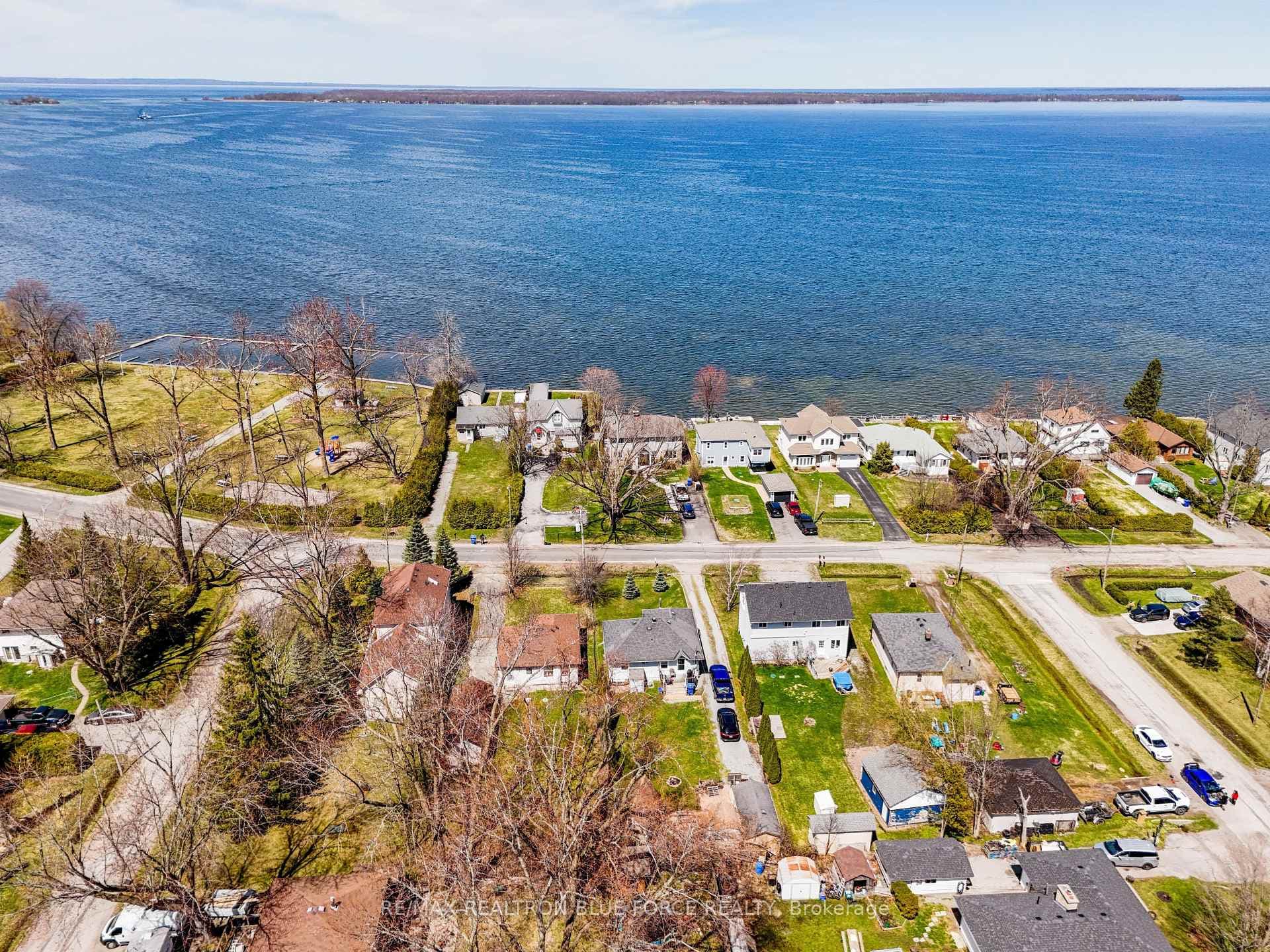 57 Lakeshore Road photo 24