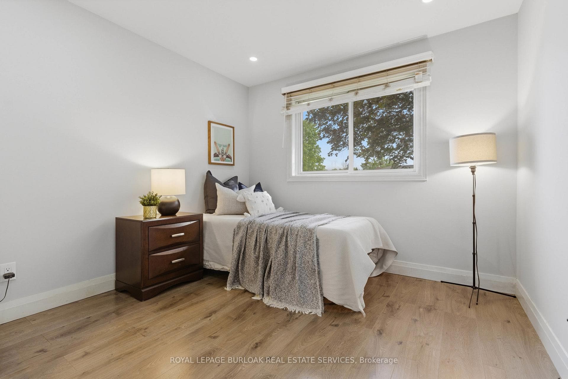 197 Burbank Street photo 18