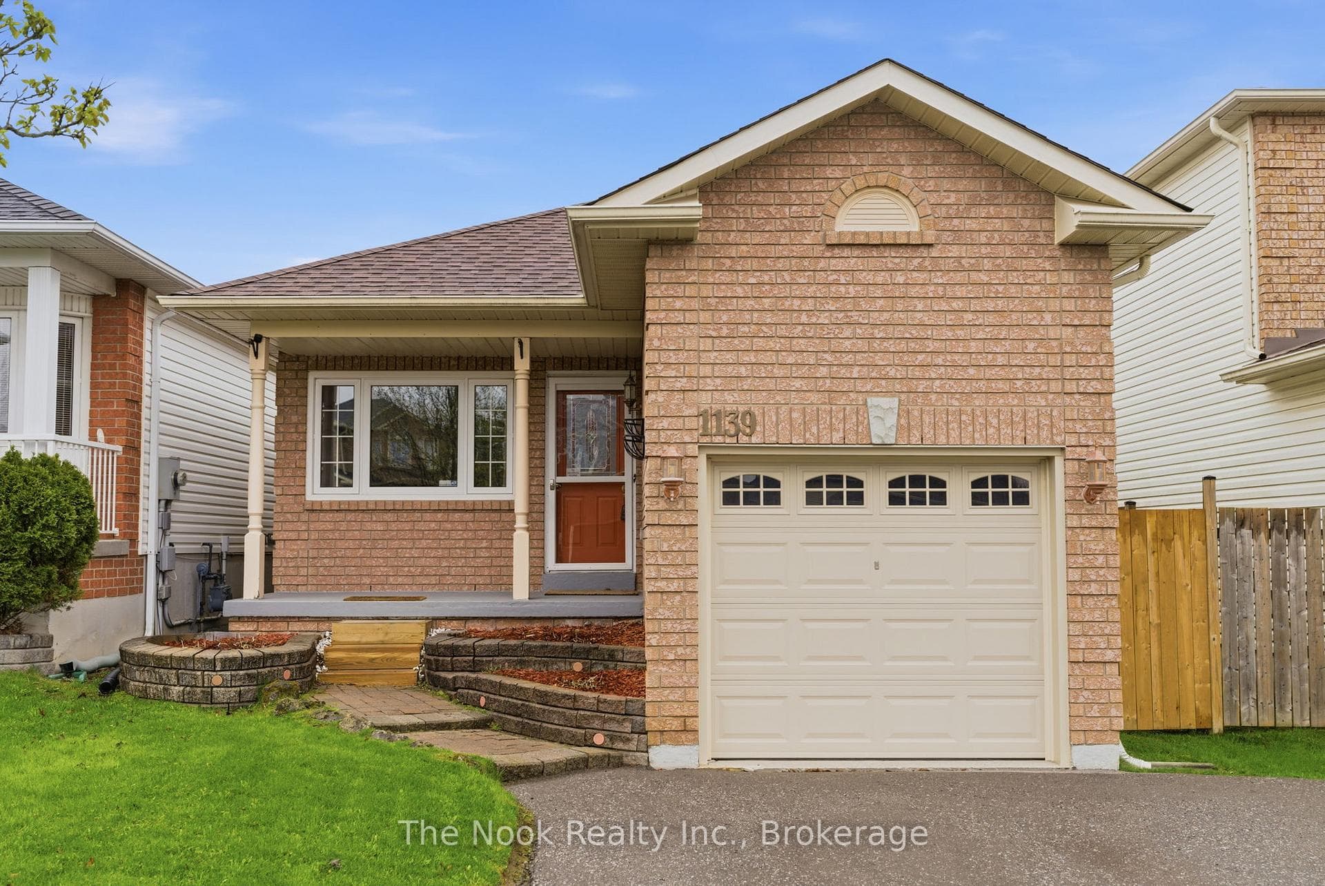 1139 Ridgemount Boulevard photo 46