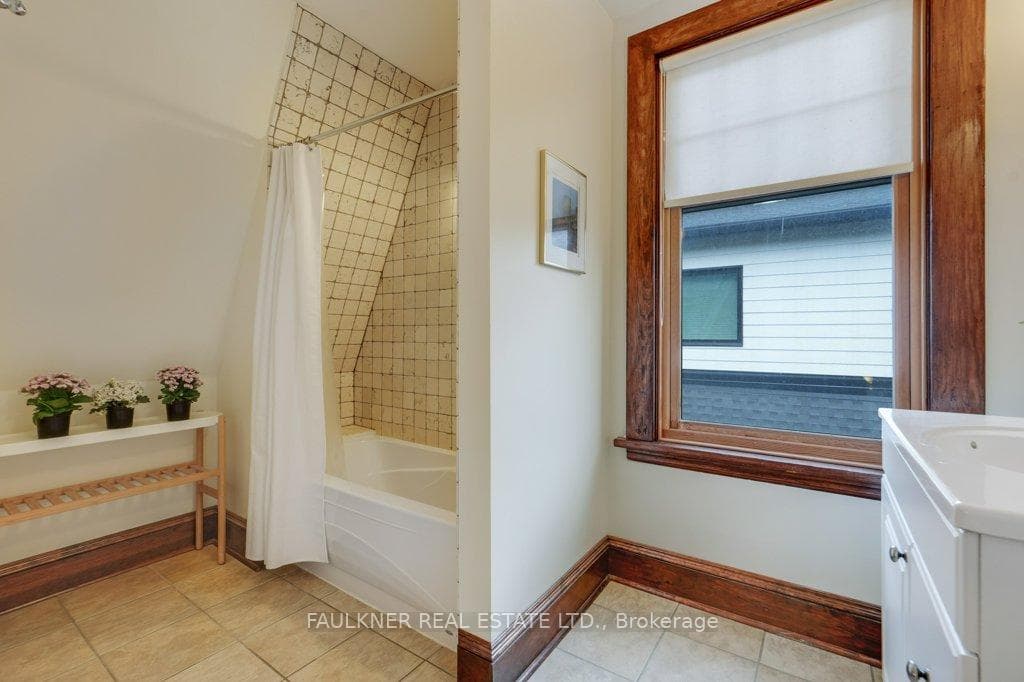 1485 Caton Street photo 30