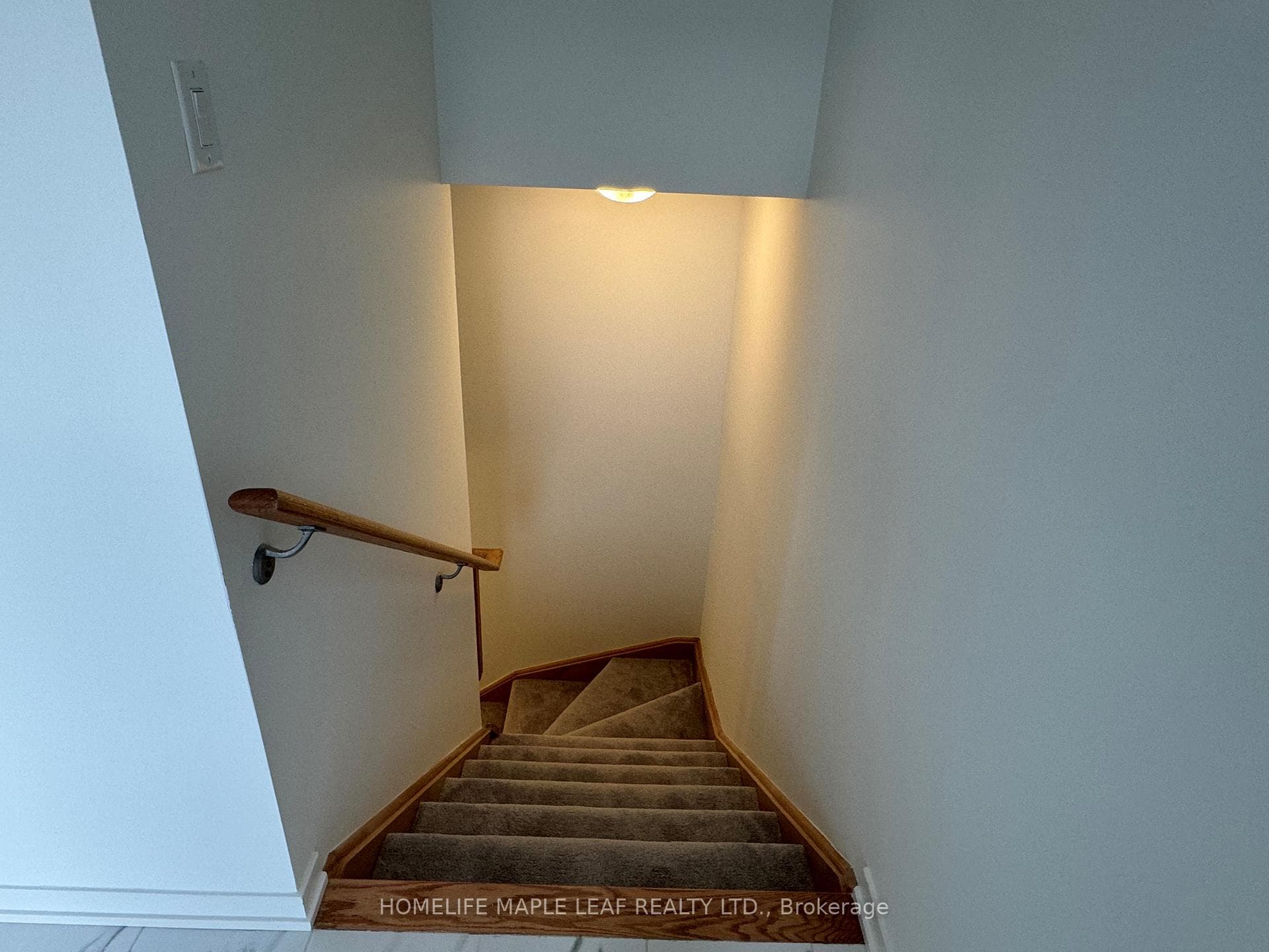 765 Conlin Road photo 25