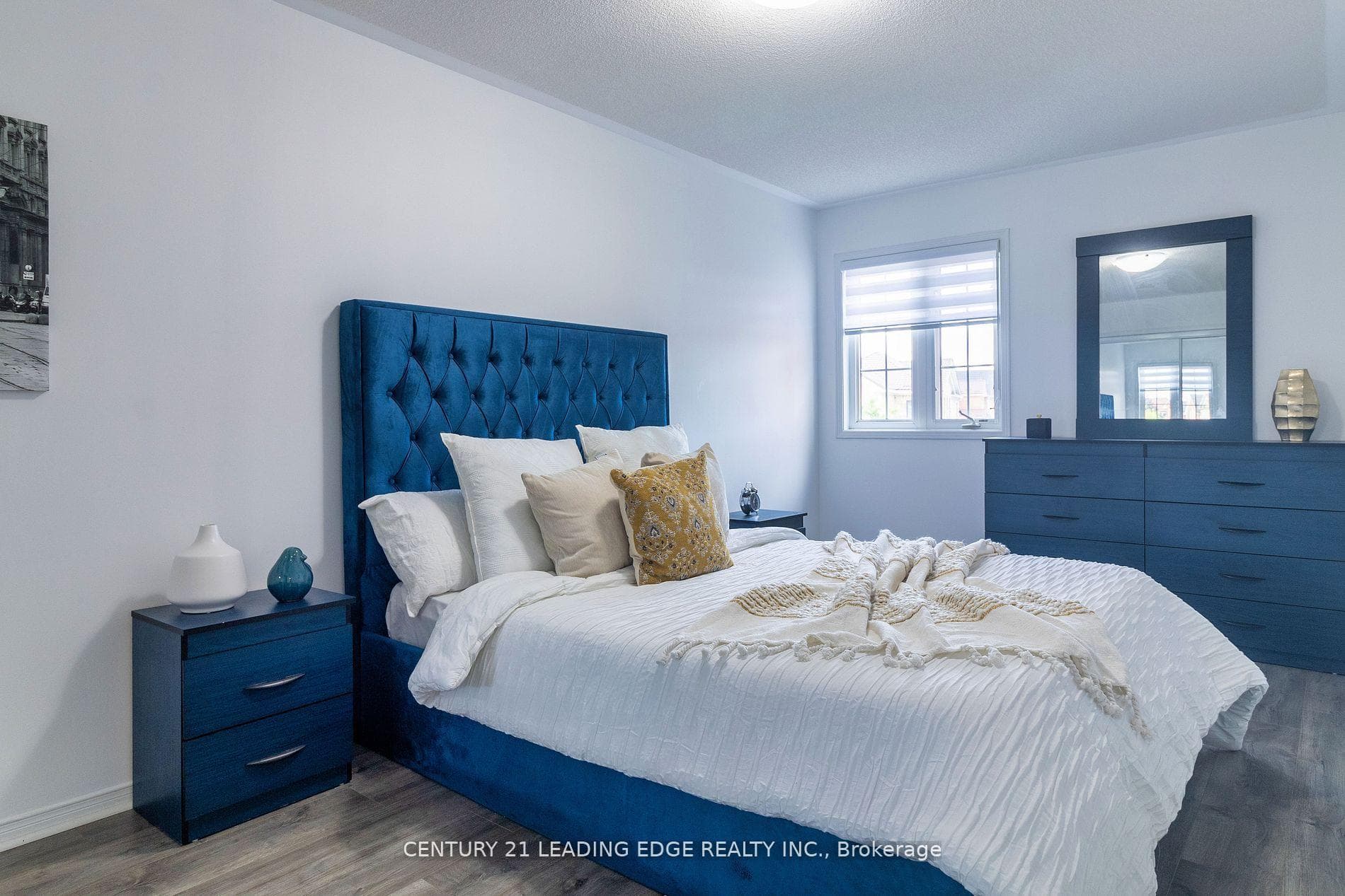4289 Guildwood Way Unit Upper photo 5