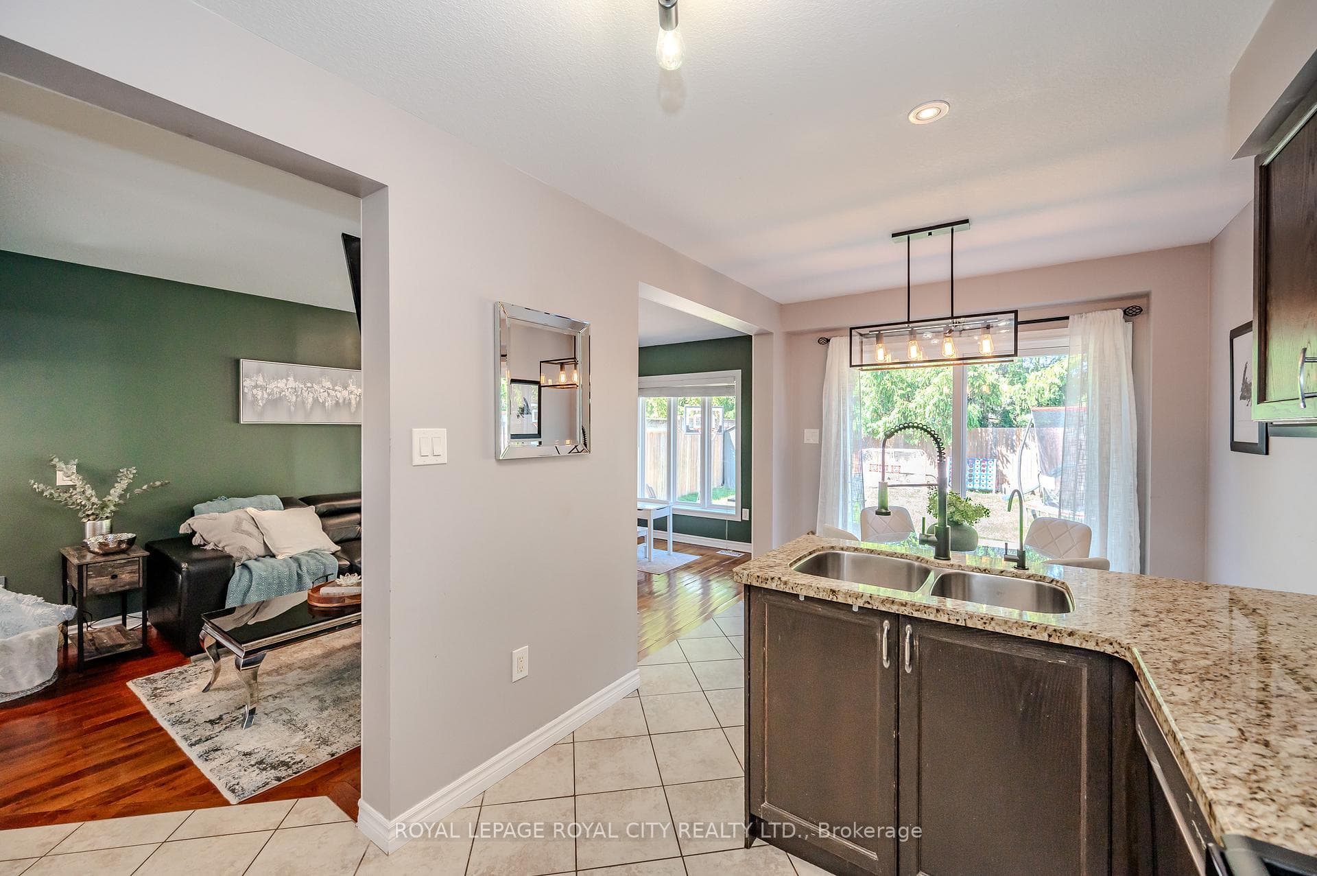 67 Laughland Lane photo 18