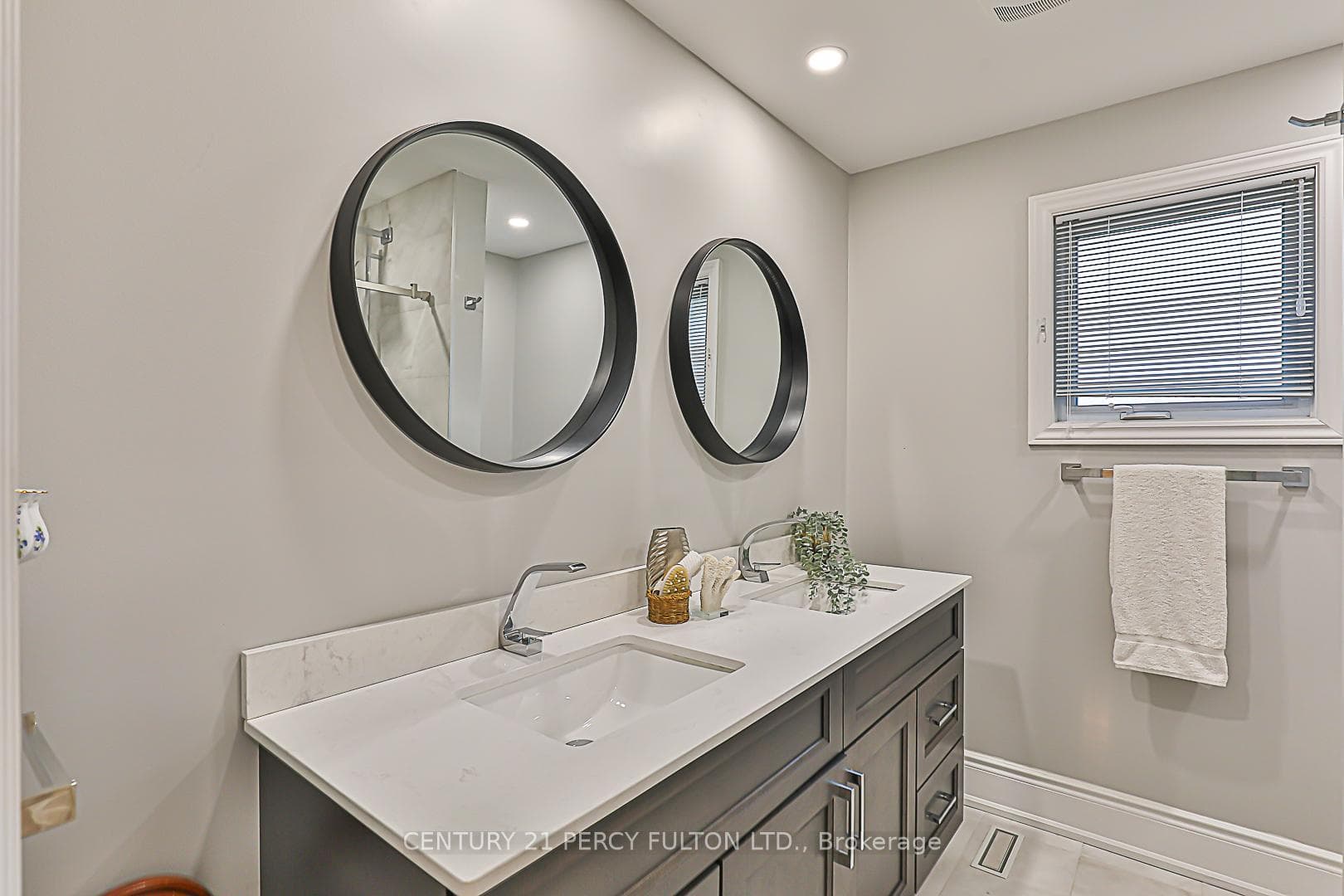 67 Cheeseman Drive photo 24