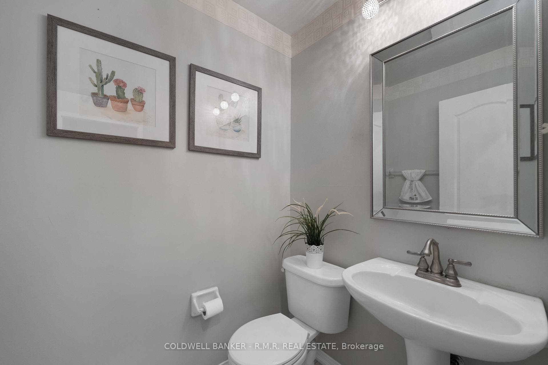 1454 Heartland Boulevard photo 17