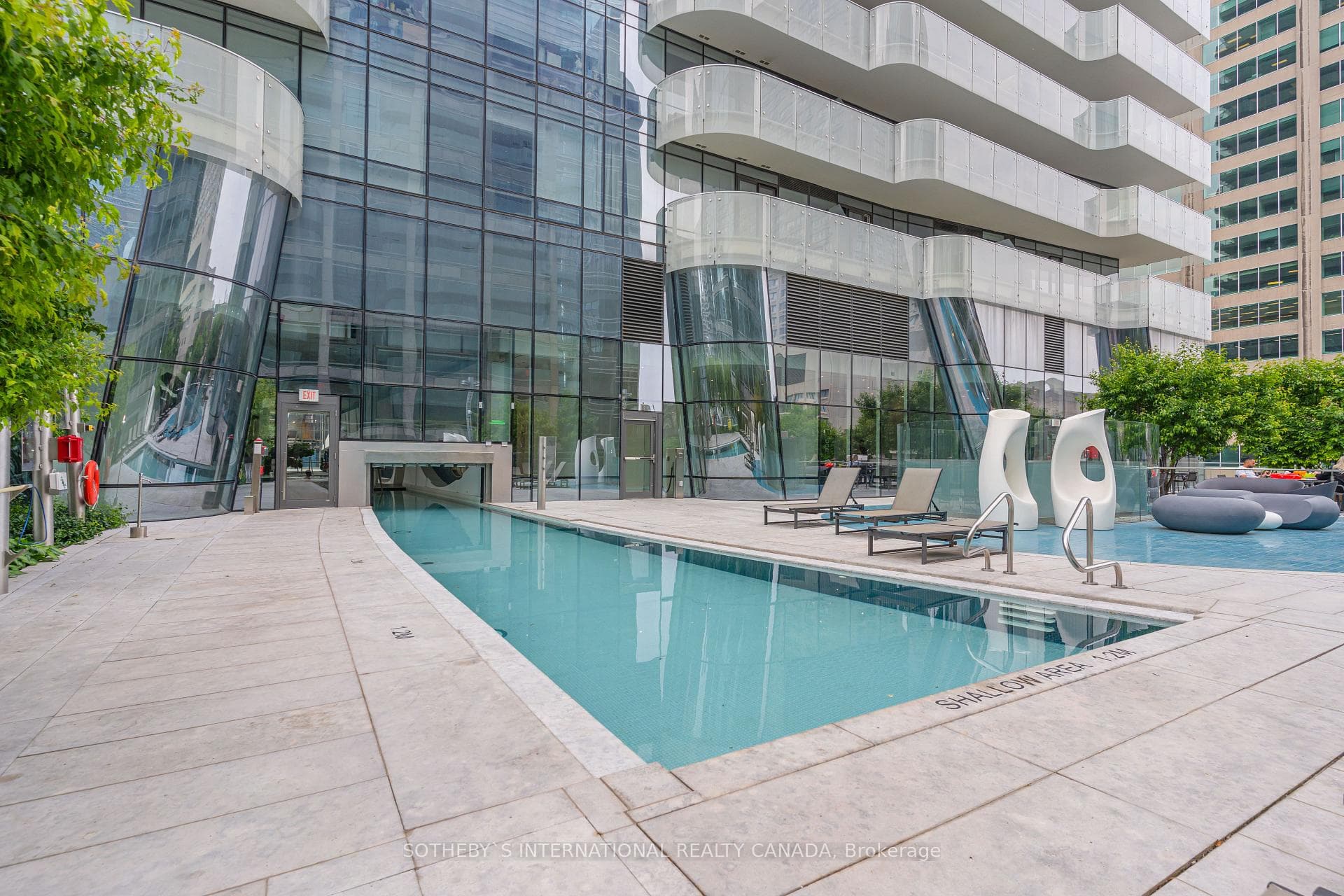 1 Bloor Street Unit 3501 photo 35