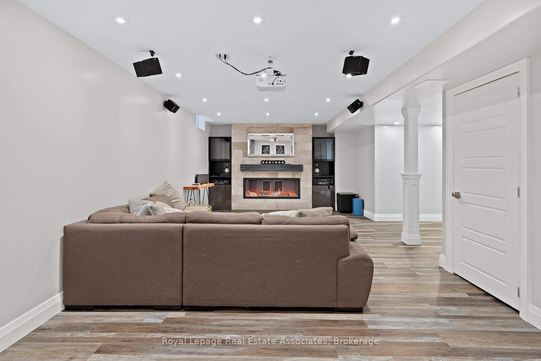 27 Browns Crescent photo 35