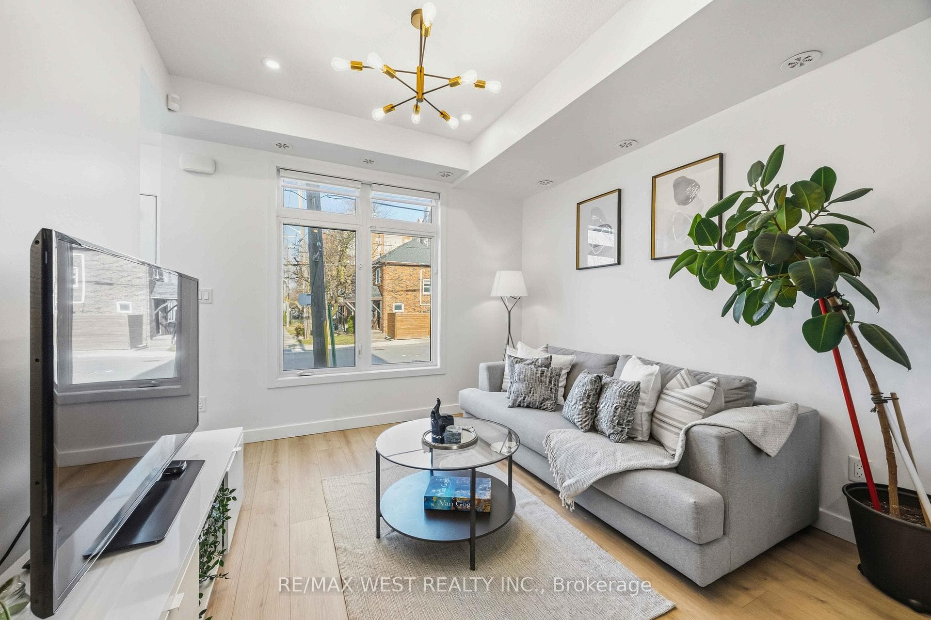 6 Bicknell Avenue Unit 1 photo 8