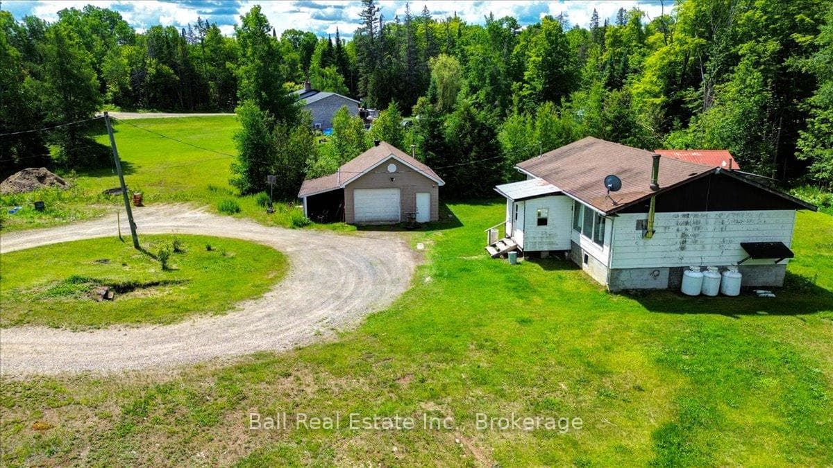 21819 Highway 62 N/A photo 6
