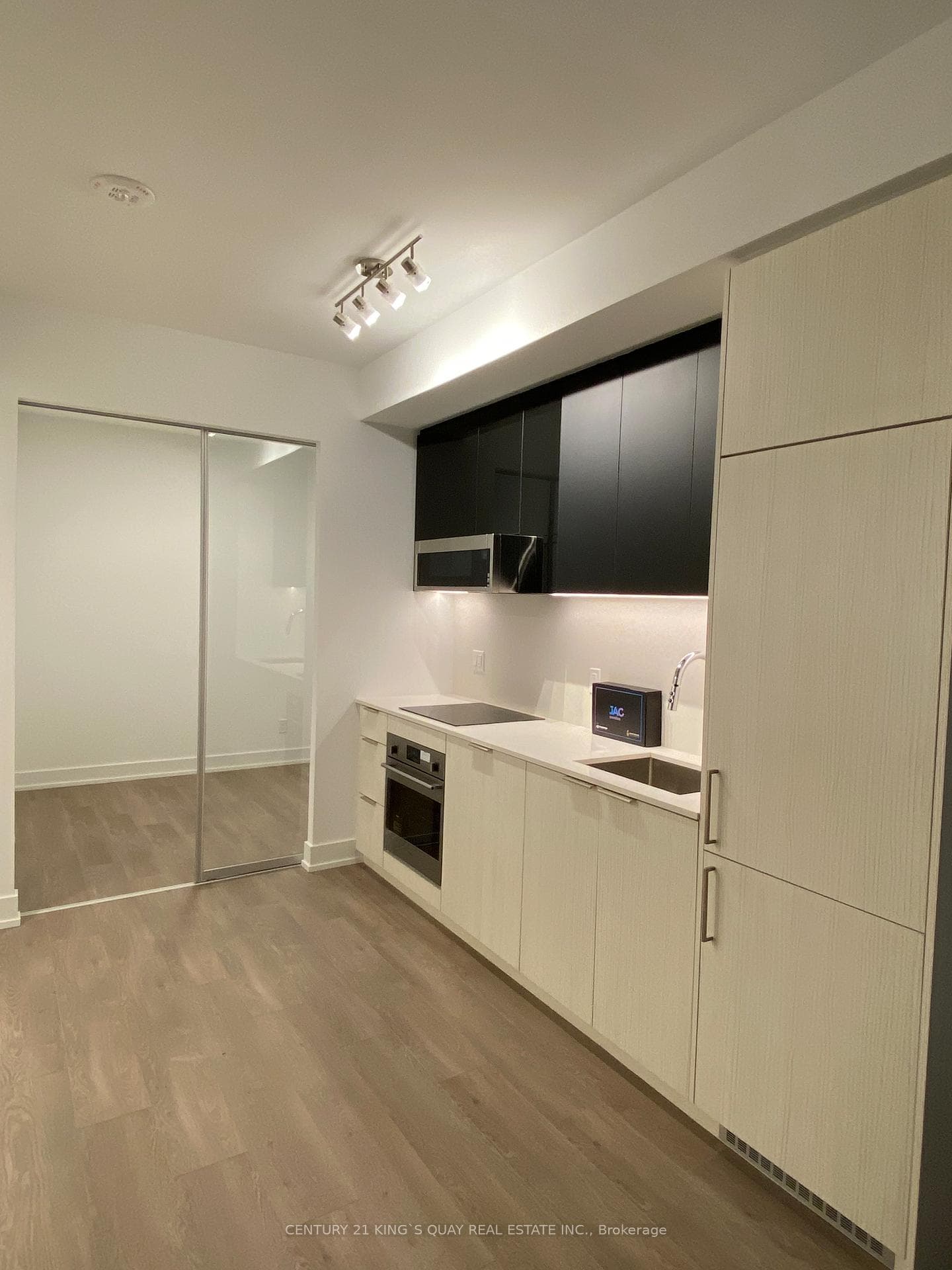 308 Jarvis Street Unit 207 photo 6