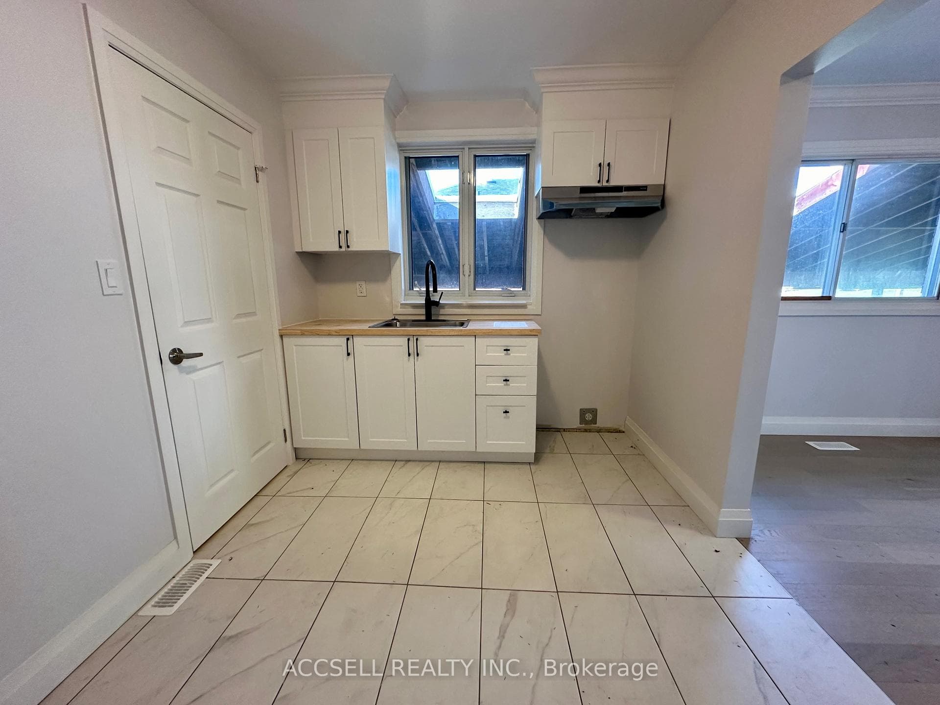 7 Minford Avenue photo 7