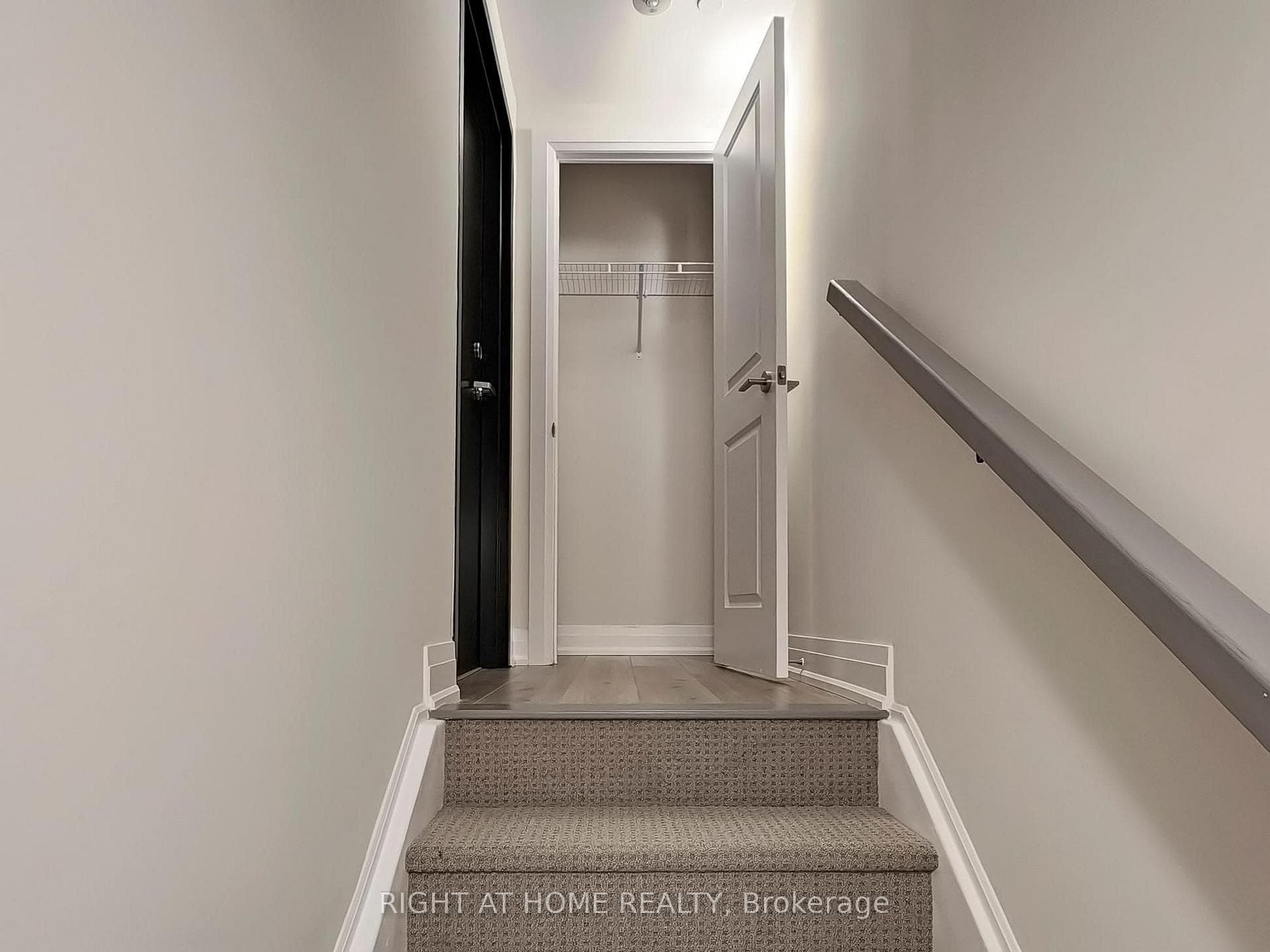 851 Sheppard Avenue Unit 30 photo 4