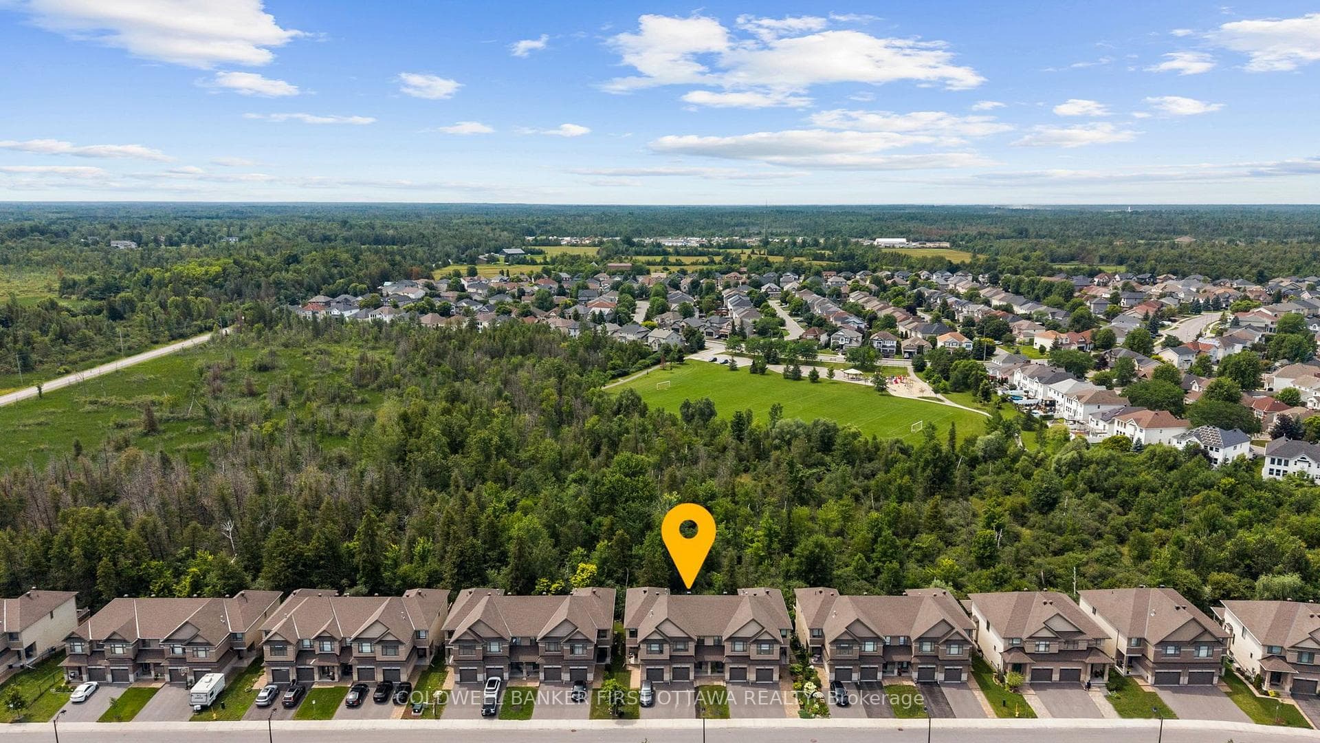 Quick access to Hazeldean, Terry Fox Dr & Hwy 417