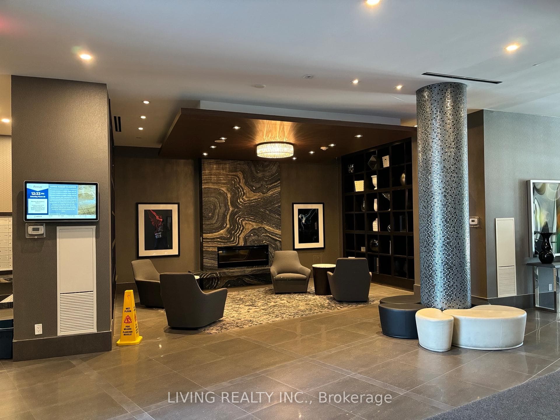8110 Birchmount Road Unit 324E photo 12