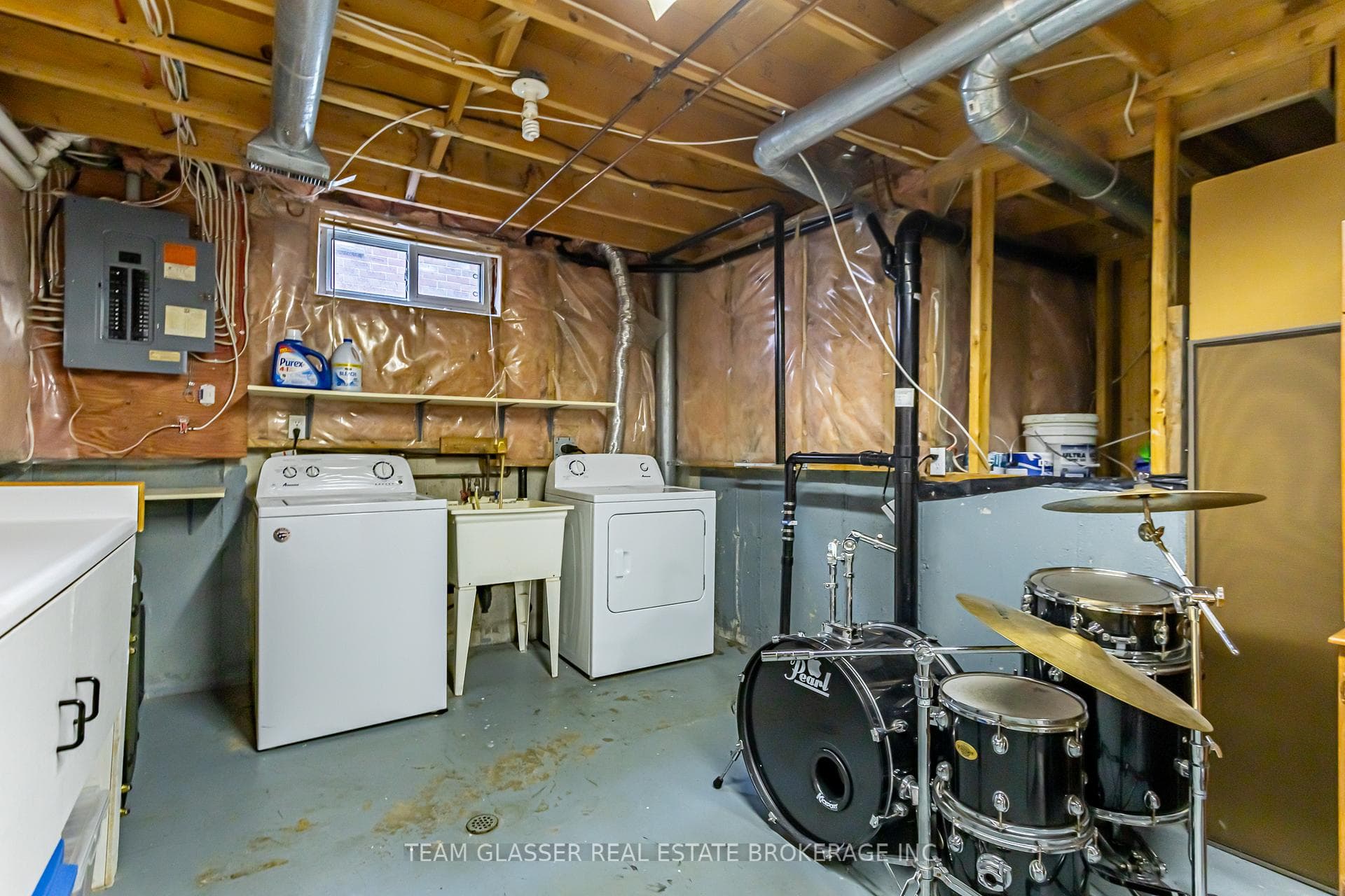 31 SHEPHERD Avenue photo 33
