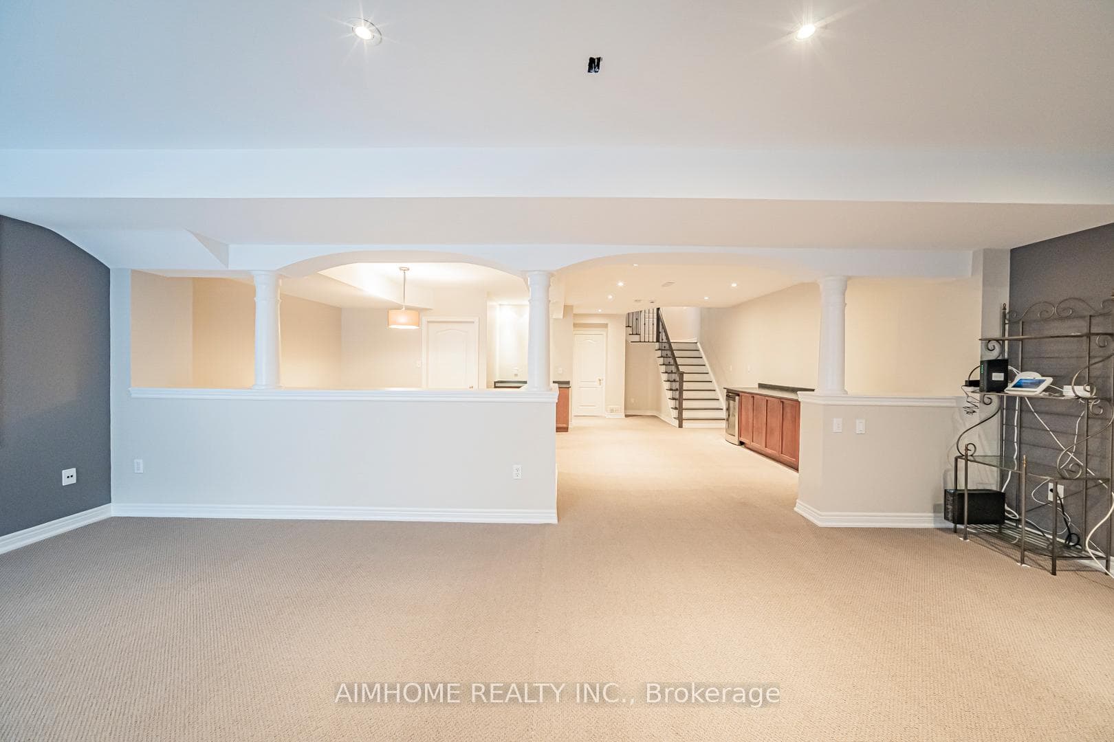1132 Woodington Lane photo 14