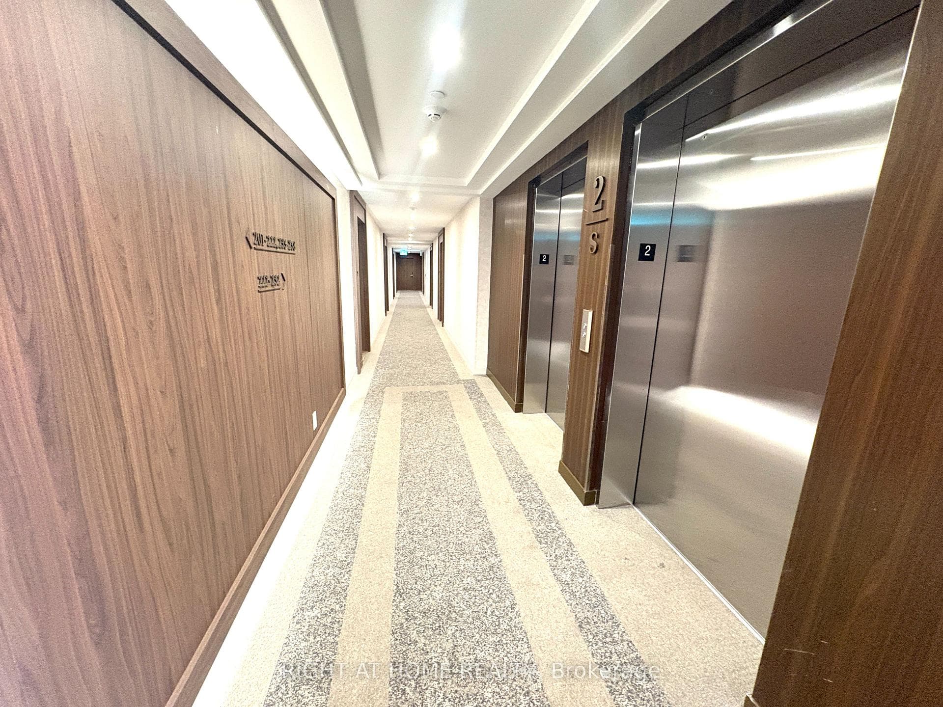 8188 Yonge Street Unit 221 photo 25