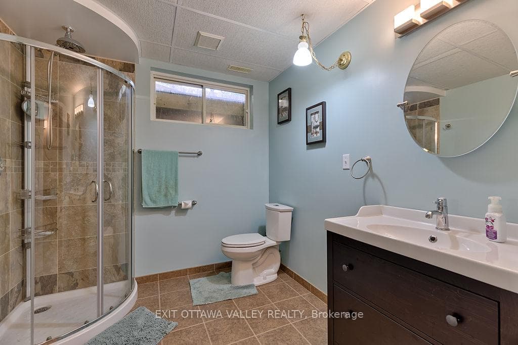 314 Carla Street photo 29
