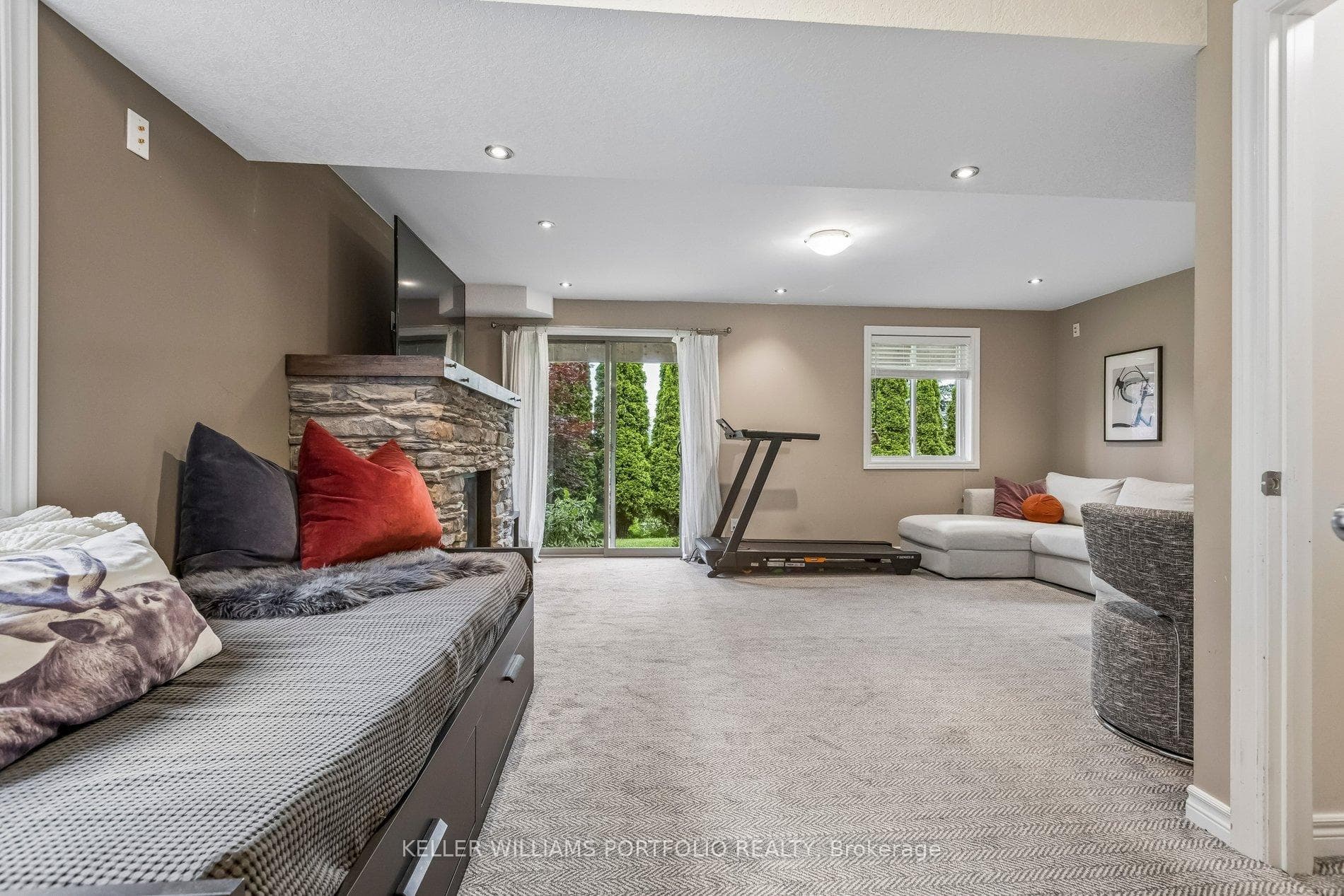 775 Klosters Drive photo 31