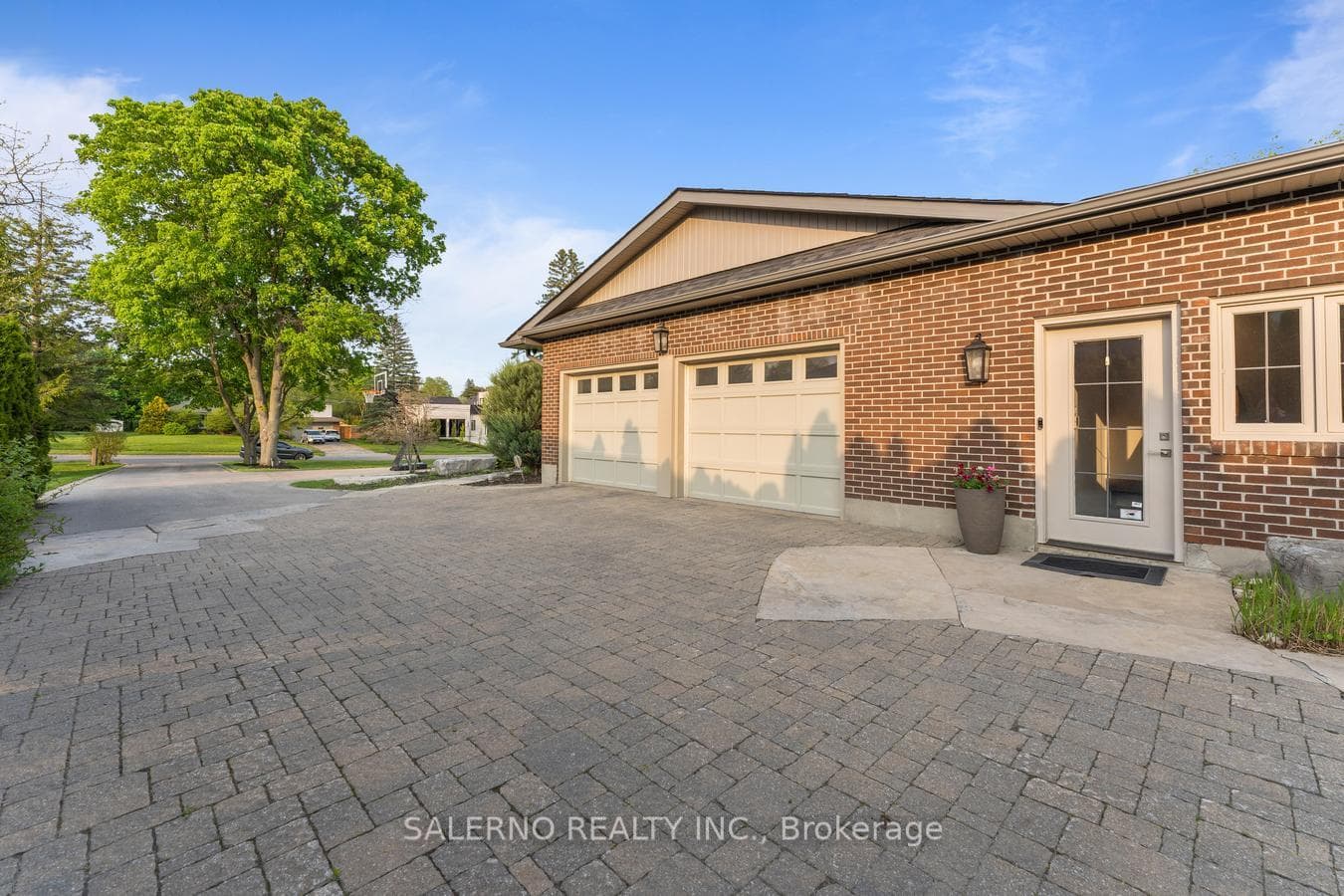 36 Greenside Drive photo 37