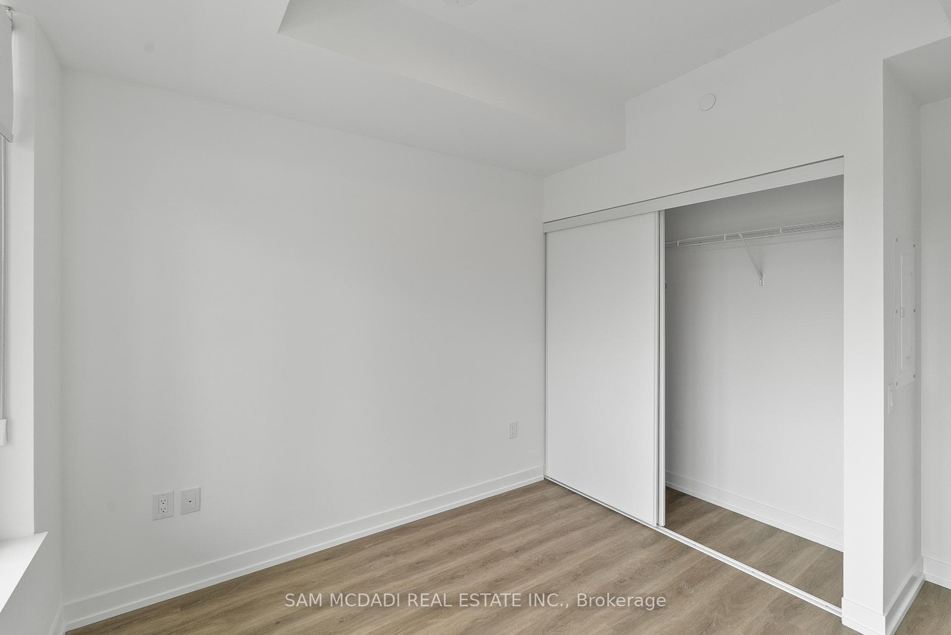 2485 Eglinton Avenue Unit 524 photo 16