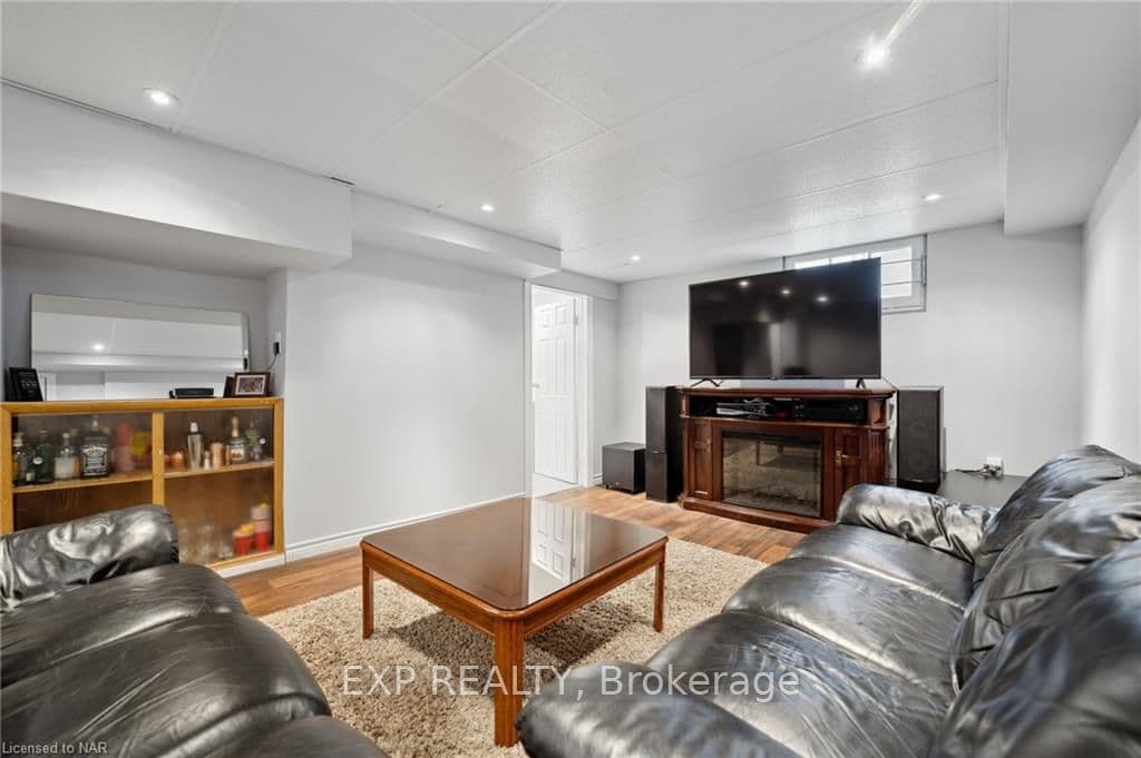 11 WEST LYNN Street photo 35