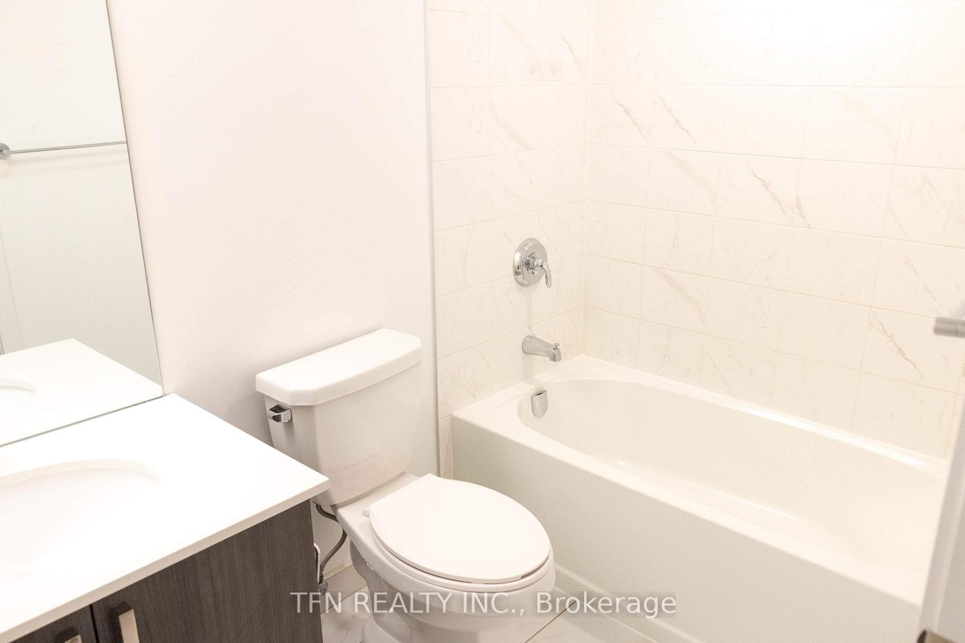 1480 Bayly Street Unit 219 photo 8