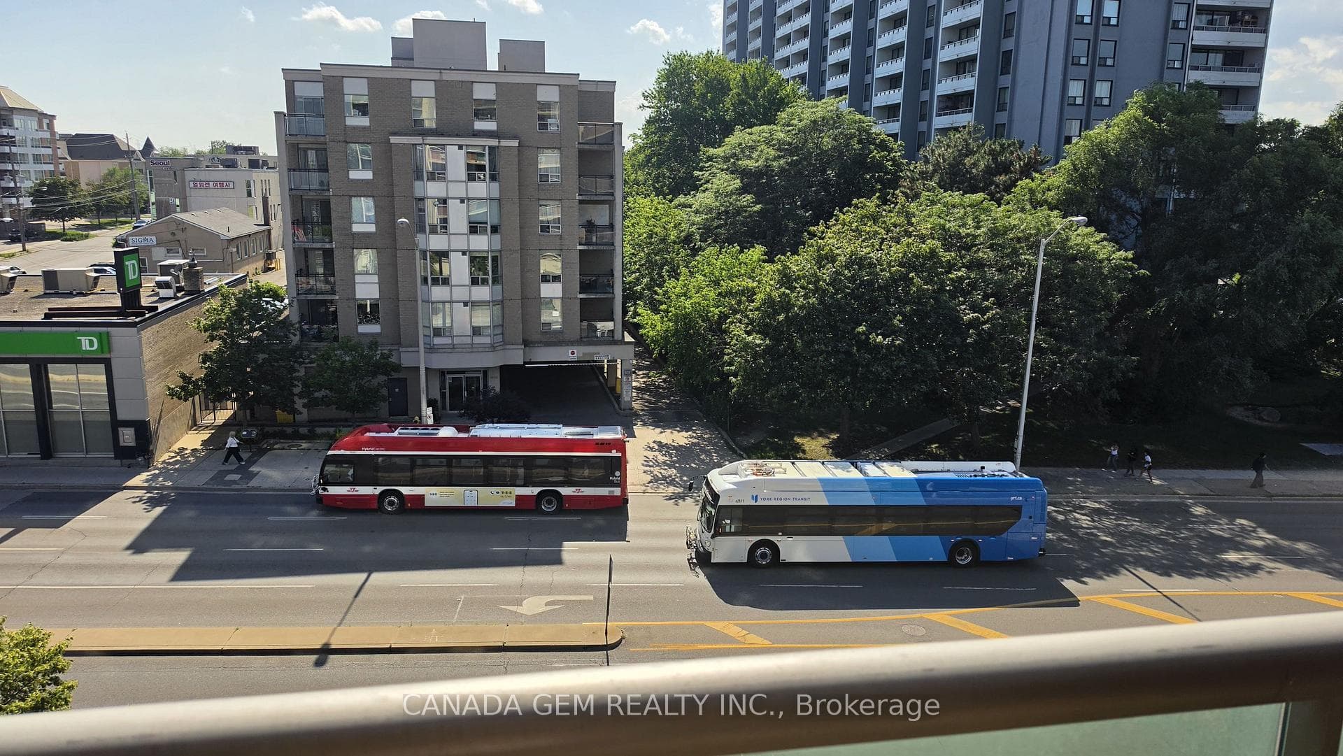 5949 Yonge Street Unit 506 photo 2