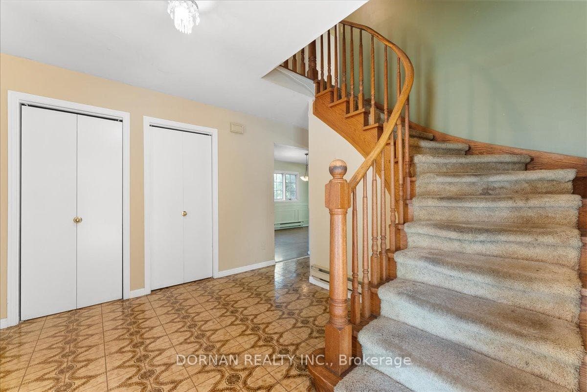 6158 Kingston Road photo 19