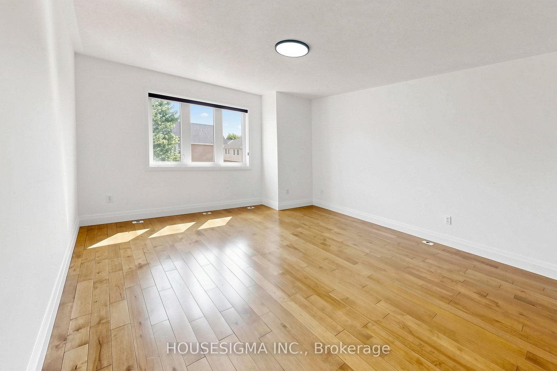 83 Mondeo Drive Unit 220 photo 20