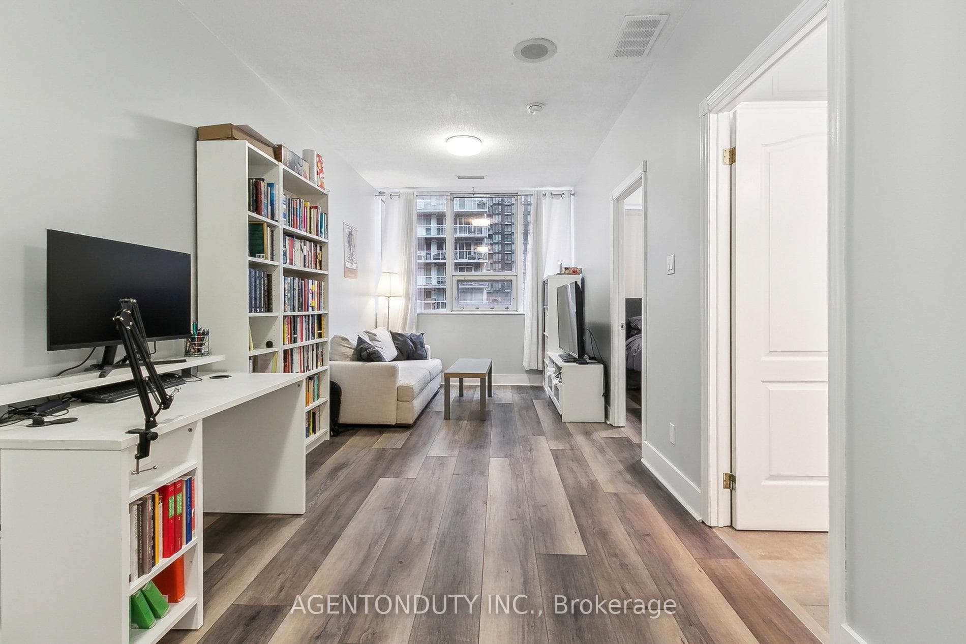 393 King Street Unit 708 photo 17