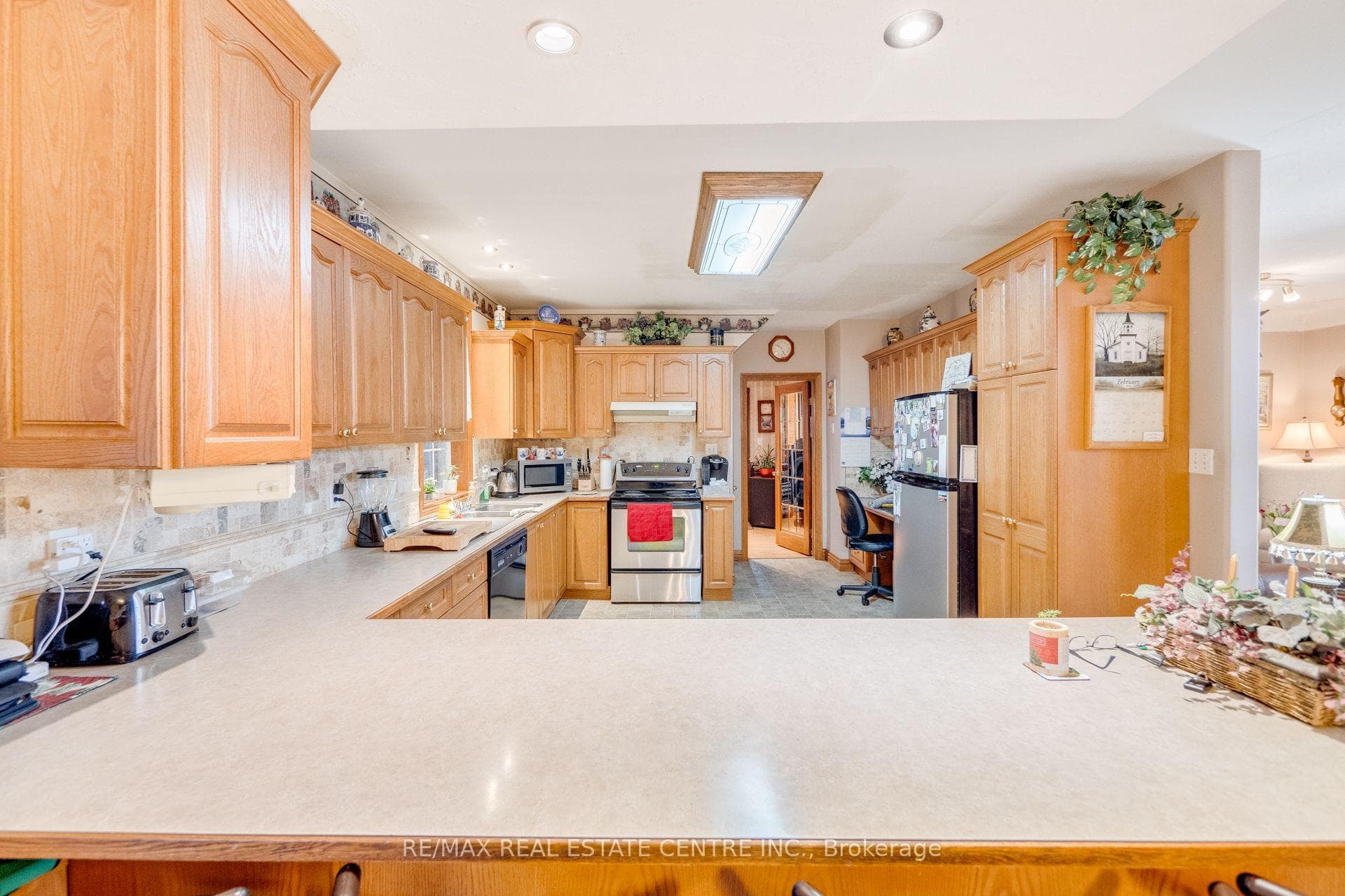 875 Safari Road photo 32