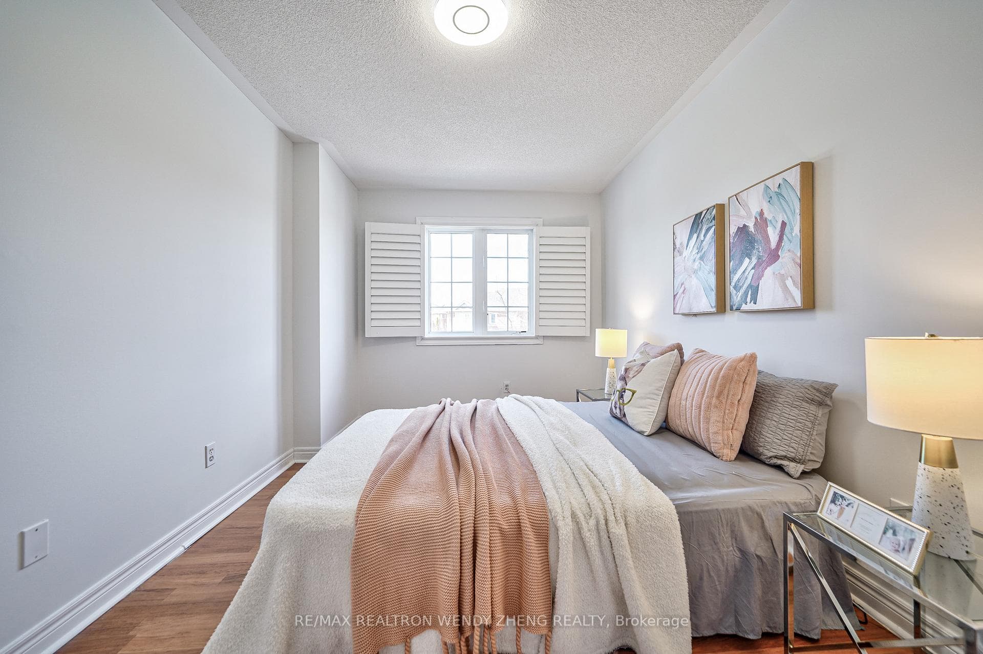 537 Reeves Way Boulevard photo 28