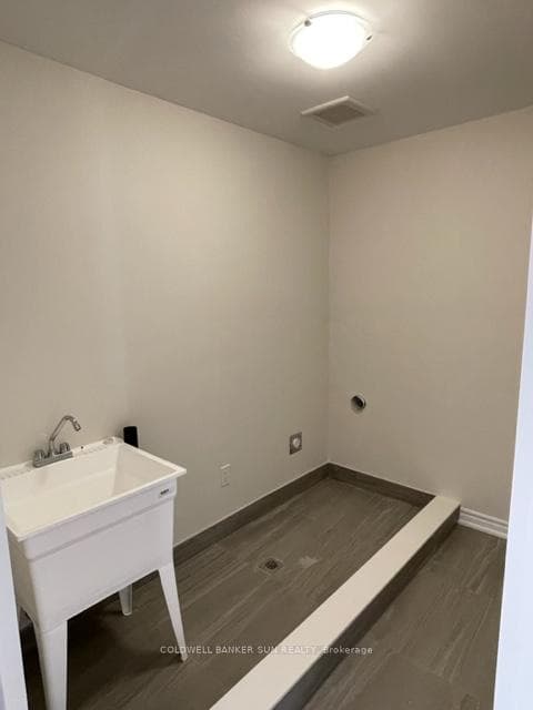 8 Heming Street photo 31