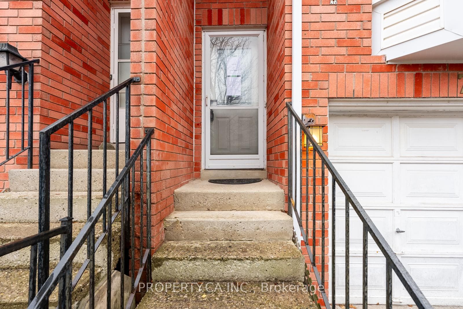 77 William Curtis Circle photo 2